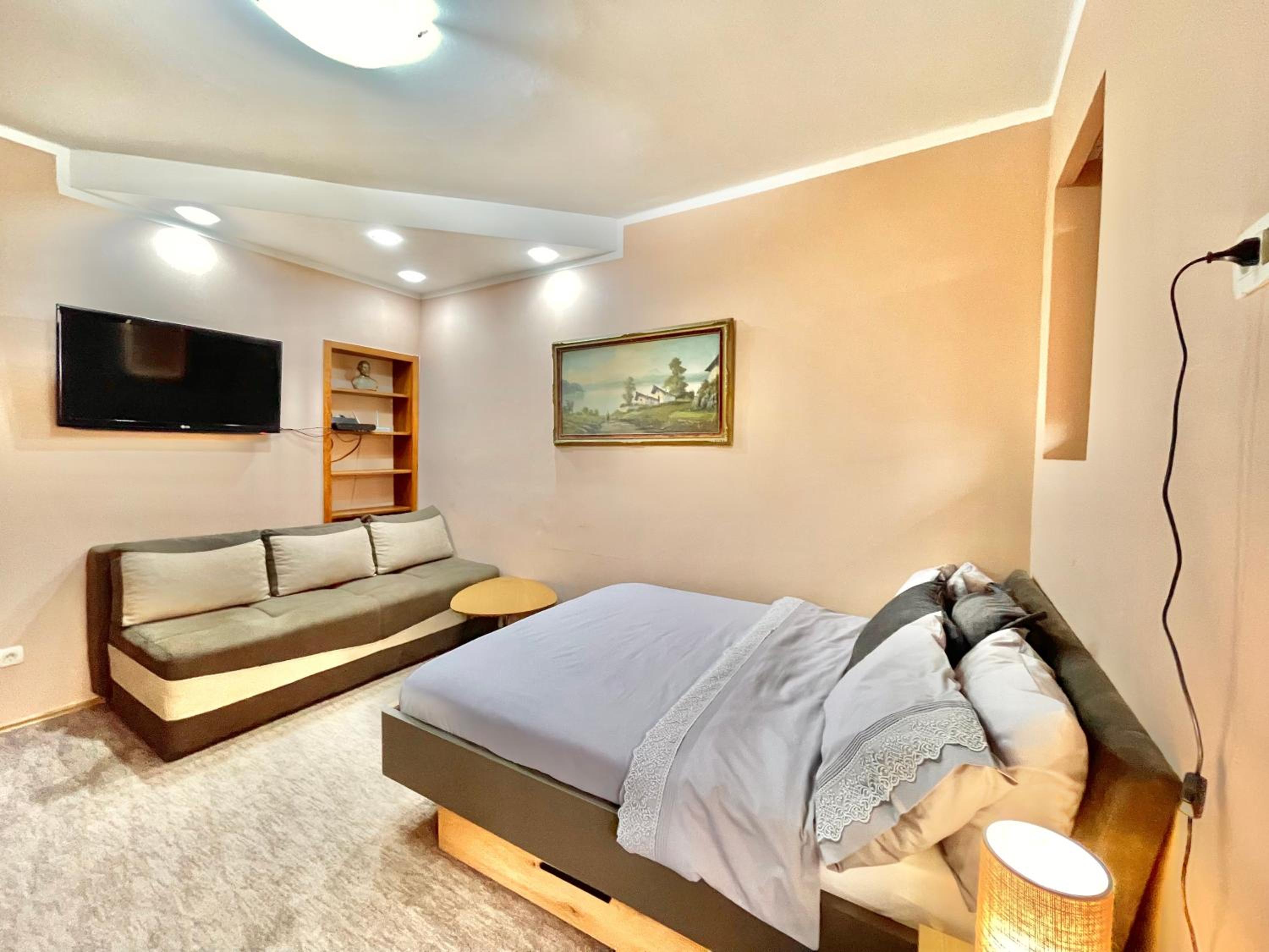 Podgorica City Center Apartment Main Boulevard View Free Wi-Fi view 4