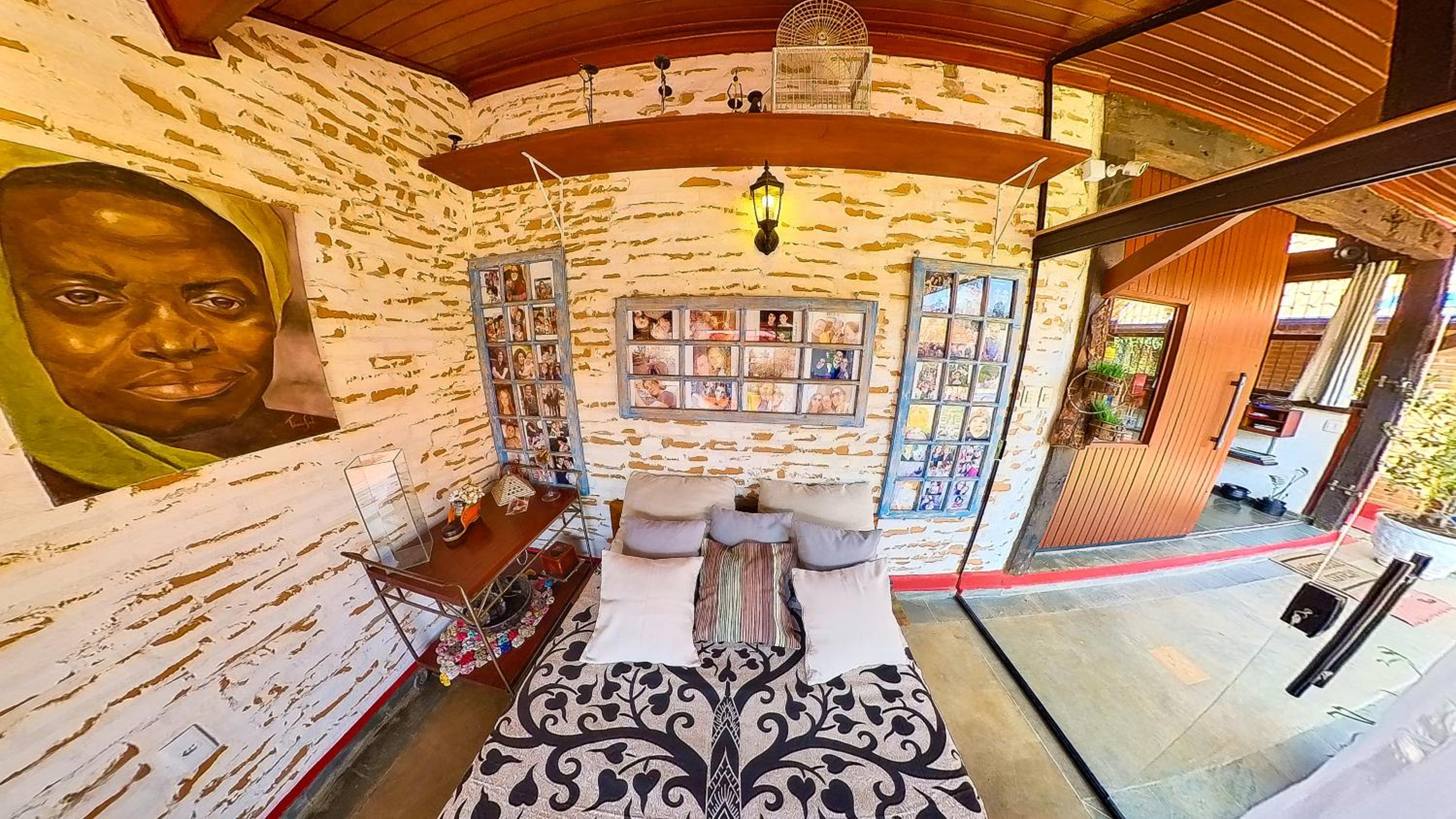 LINDA CASA EM SÃO BENTO DO SAPUCAI
