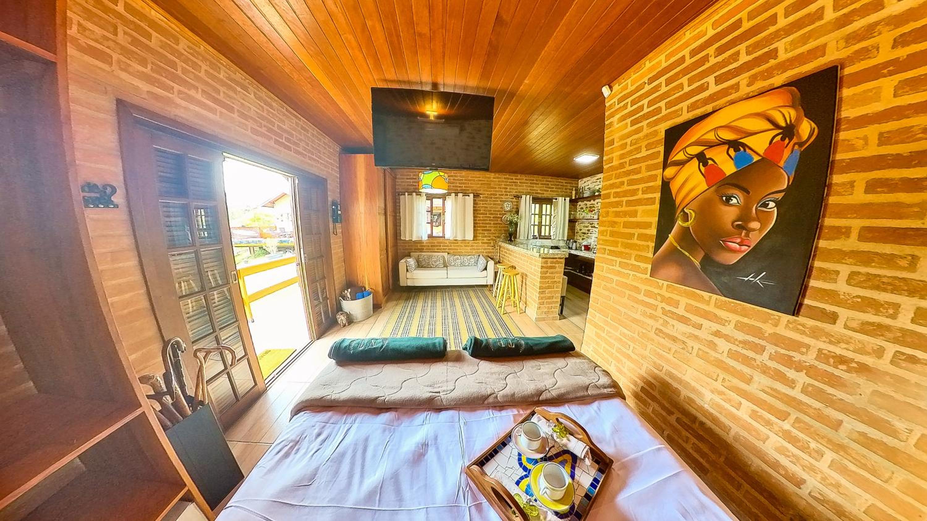 LINDA CASA EM SÃO BENTO DO SAPUCAI