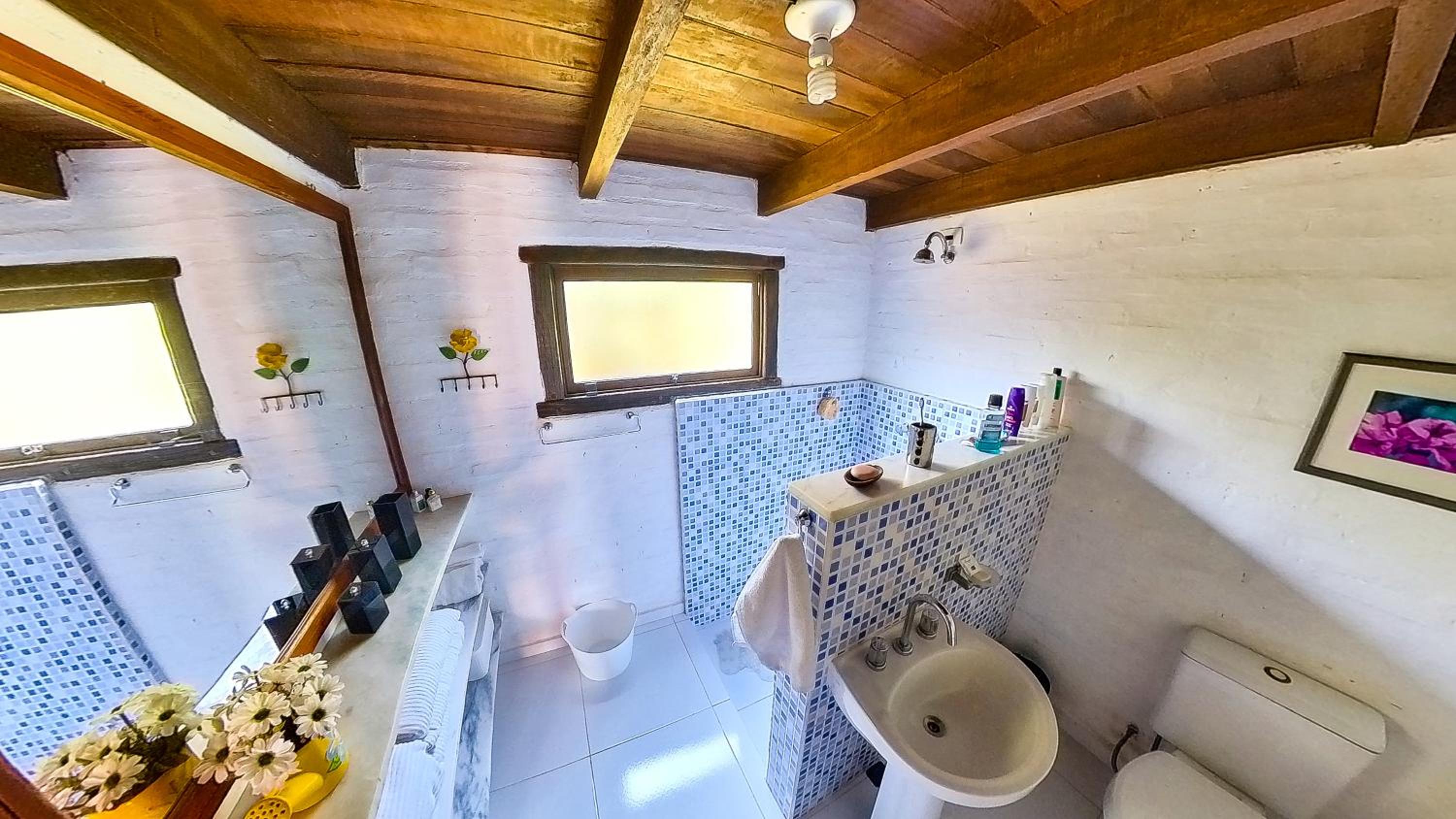 LINDA CASA EM SÃO BENTO DO SAPUCAI
