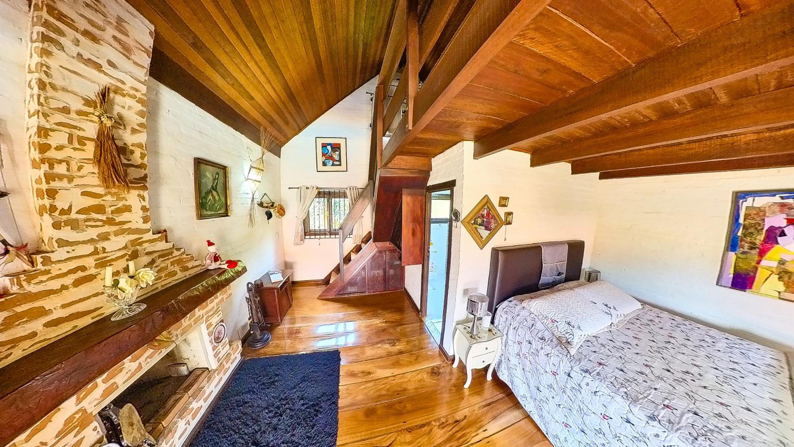 LINDA CASA EM SÃO BENTO DO SAPUCAI