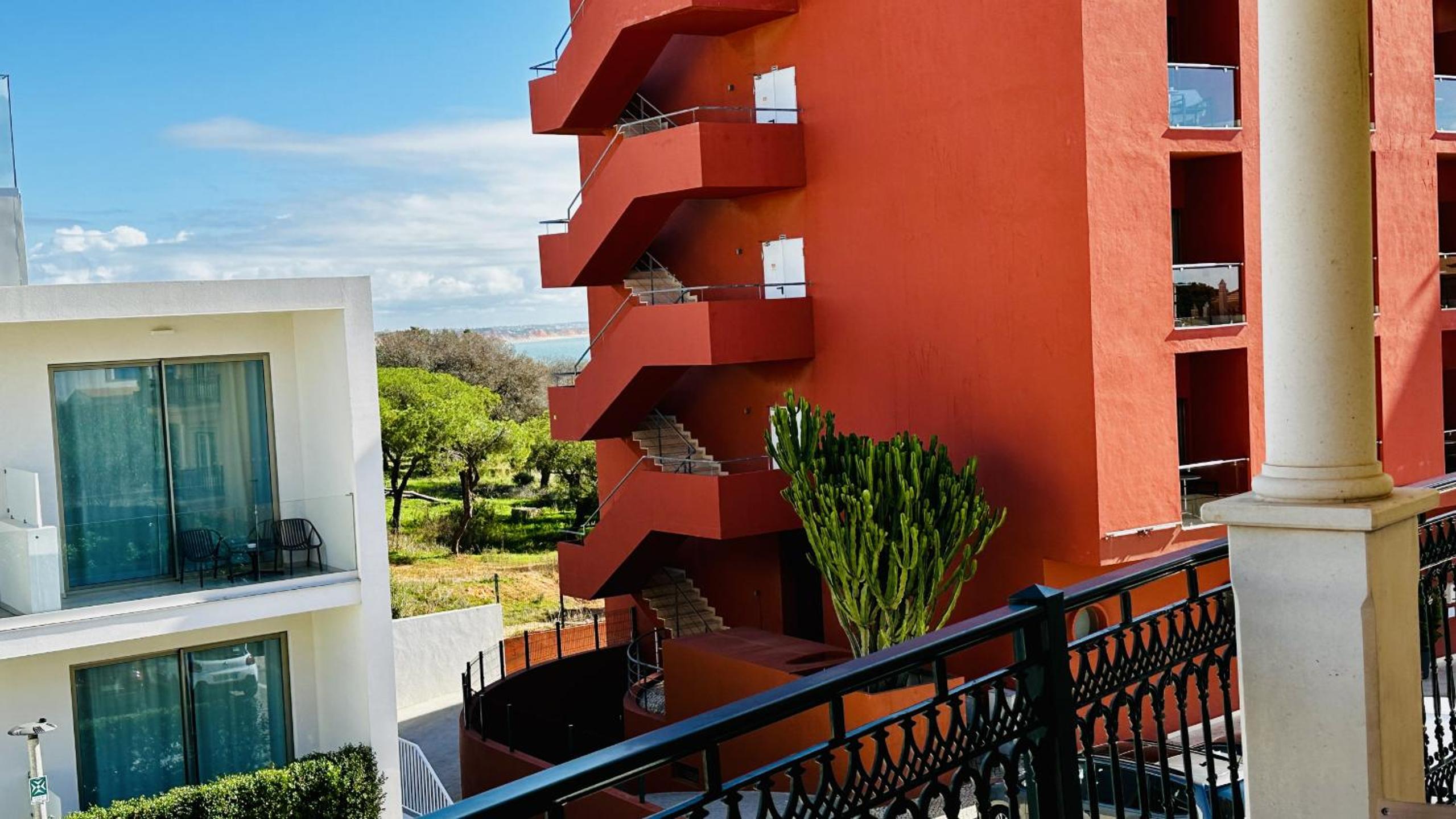 Bicos 7 - Shared Pool - 6 Guests - Albufeira view 4