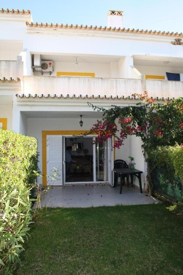 4 bedroom town house Vale de Parra, close to Gale AT22 view 3