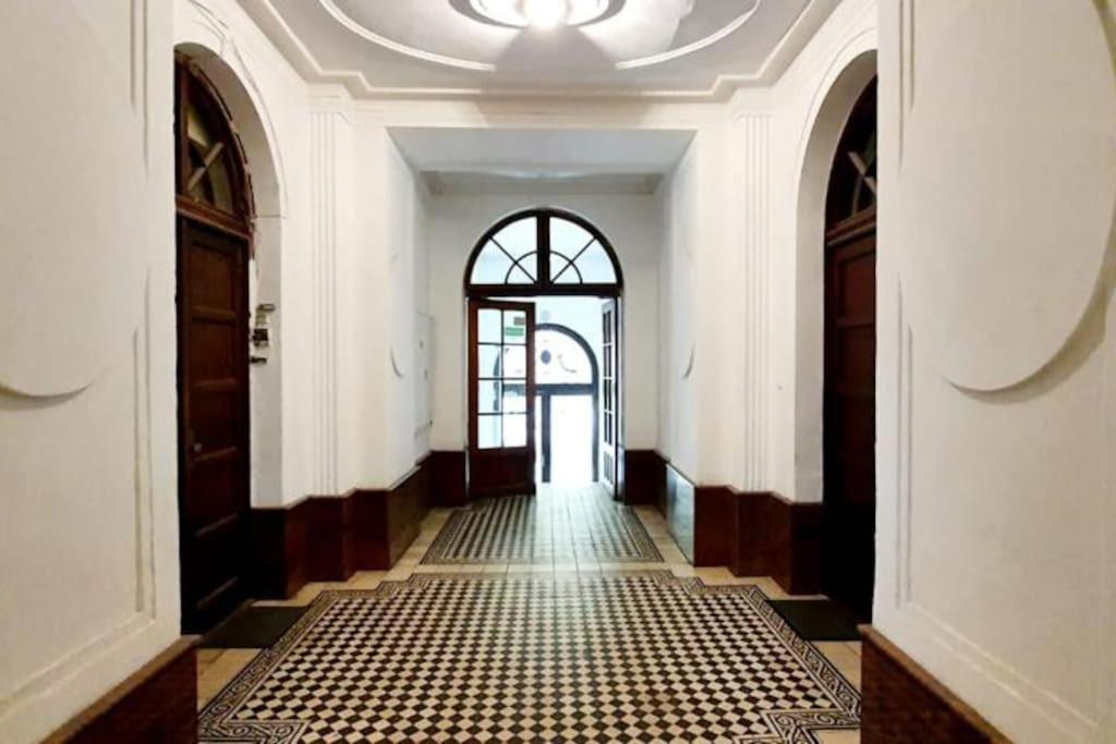 111m2 Apartment next to Blue church view 5
