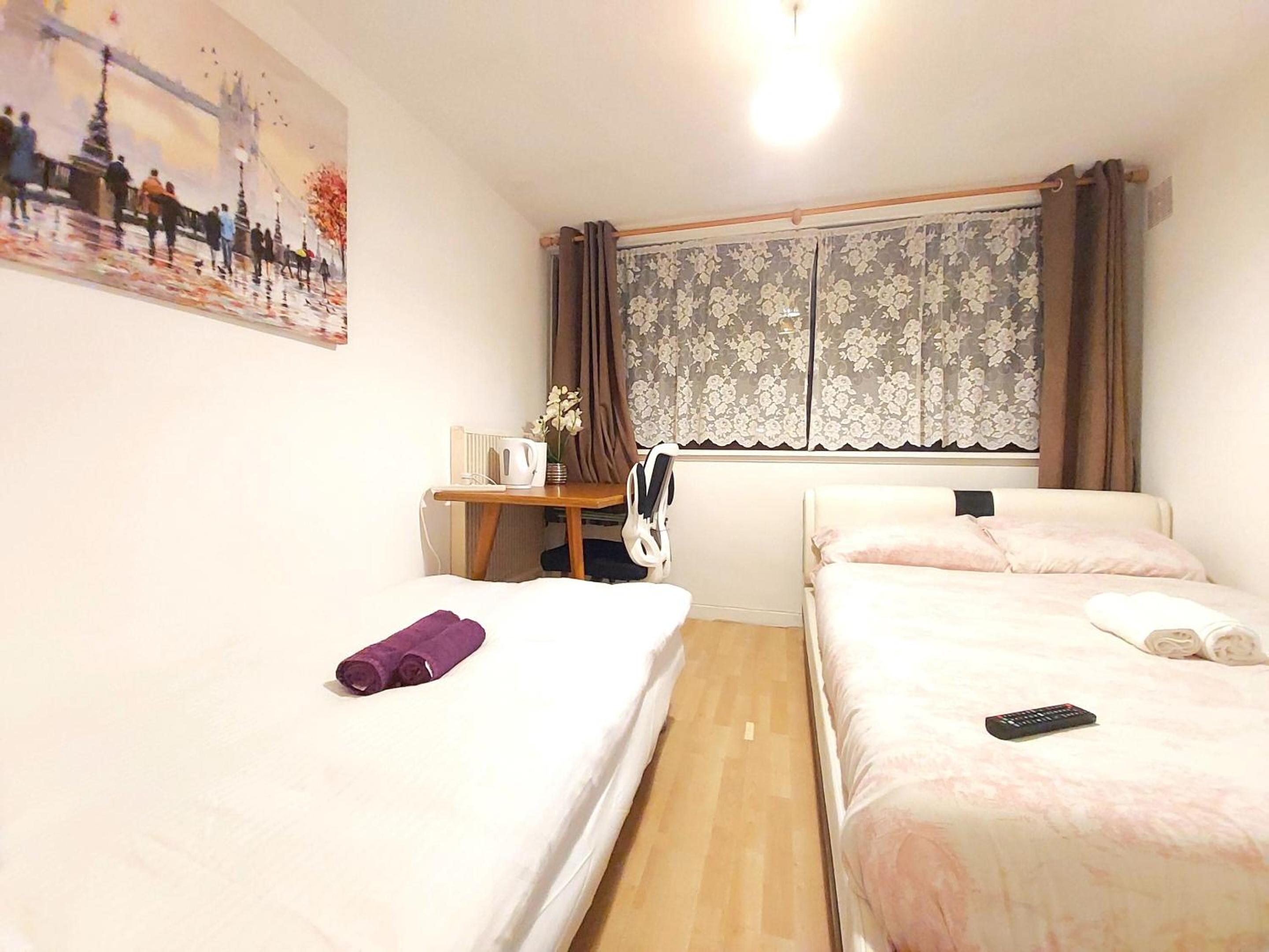 London Harford House rooms