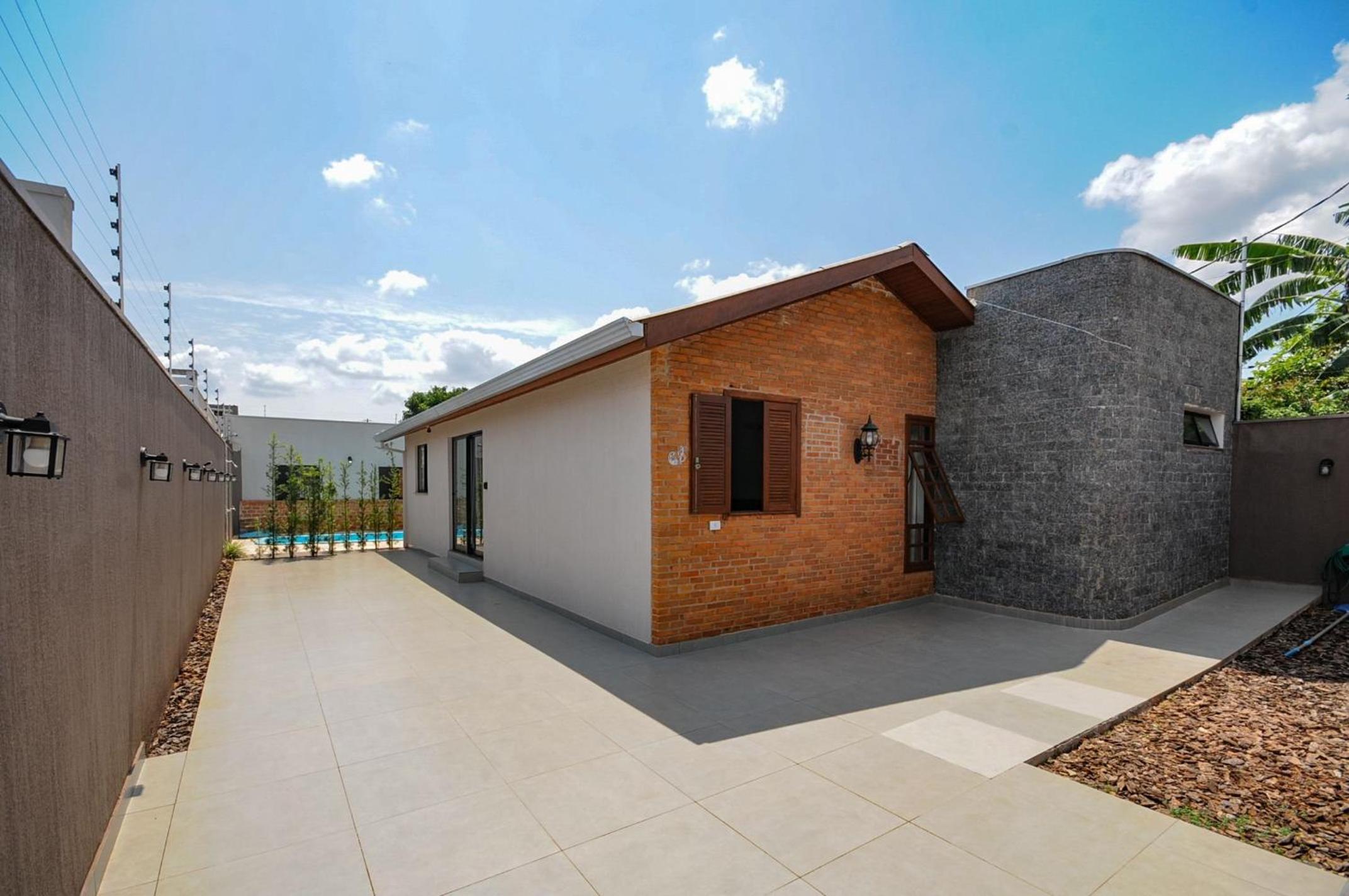 16 Hóspedes - Piscina Àgua Salgada e Área Gourmet