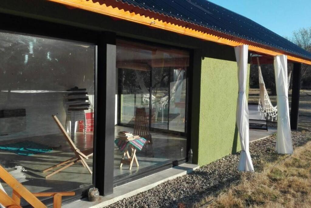 CASALINDA EN LA MONTAÑA CON PISCINA y WIFI