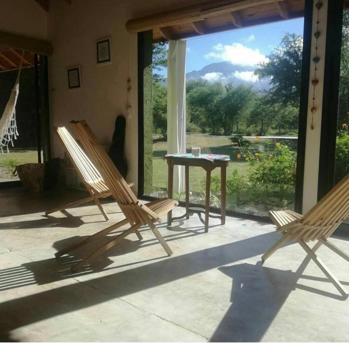CASALINDA EN LA MONTAÑA CON PISCINA y WIFI
