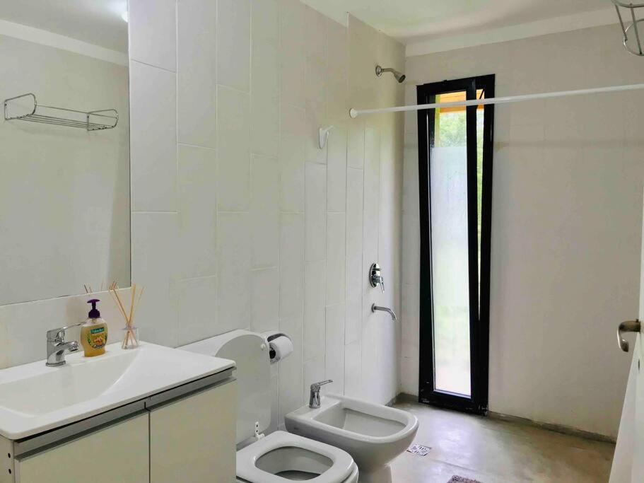 CASALINDA EN LA MONTAÑA CON PISCINA y WIFI
