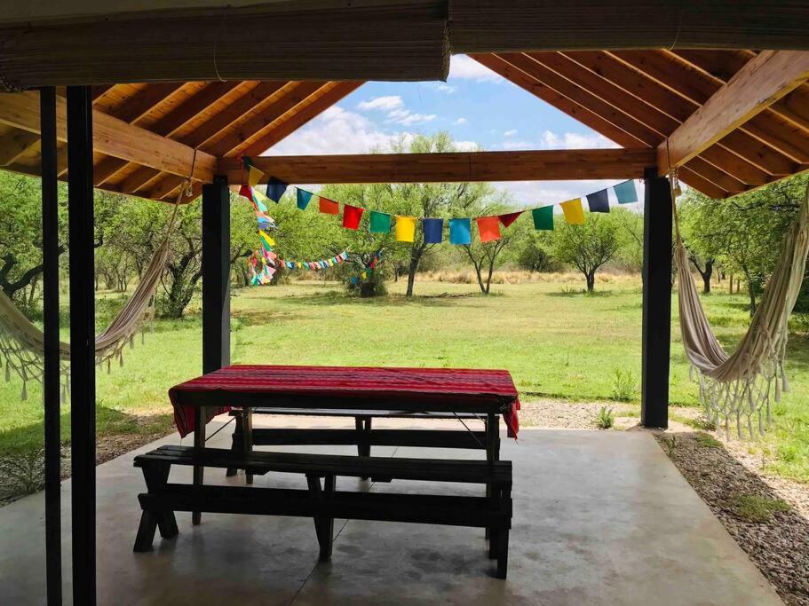 CASALINDA EN LA MONTAÑA CON PISCINA y WIFI