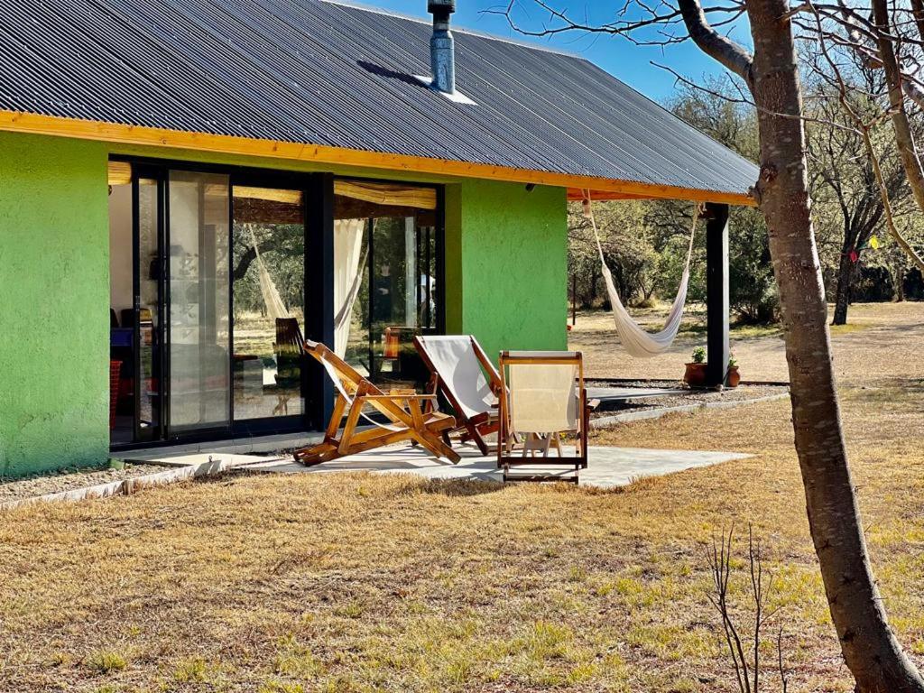 CASALINDA EN LA MONTAÑA CON PISCINA y WIFI
