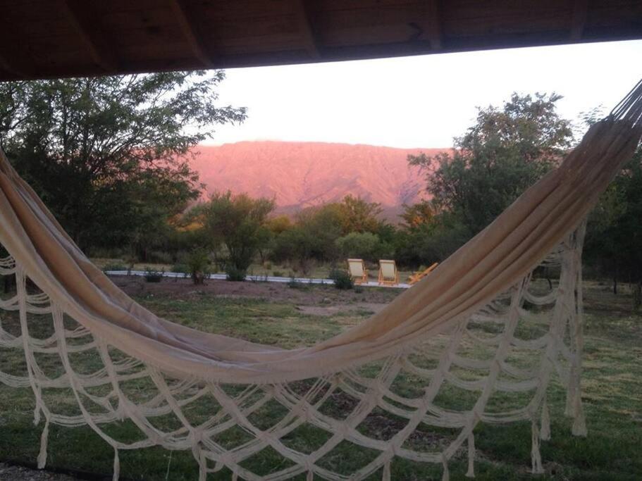 CASALINDA EN LA MONTAÑA CON PISCINA y WIFI
