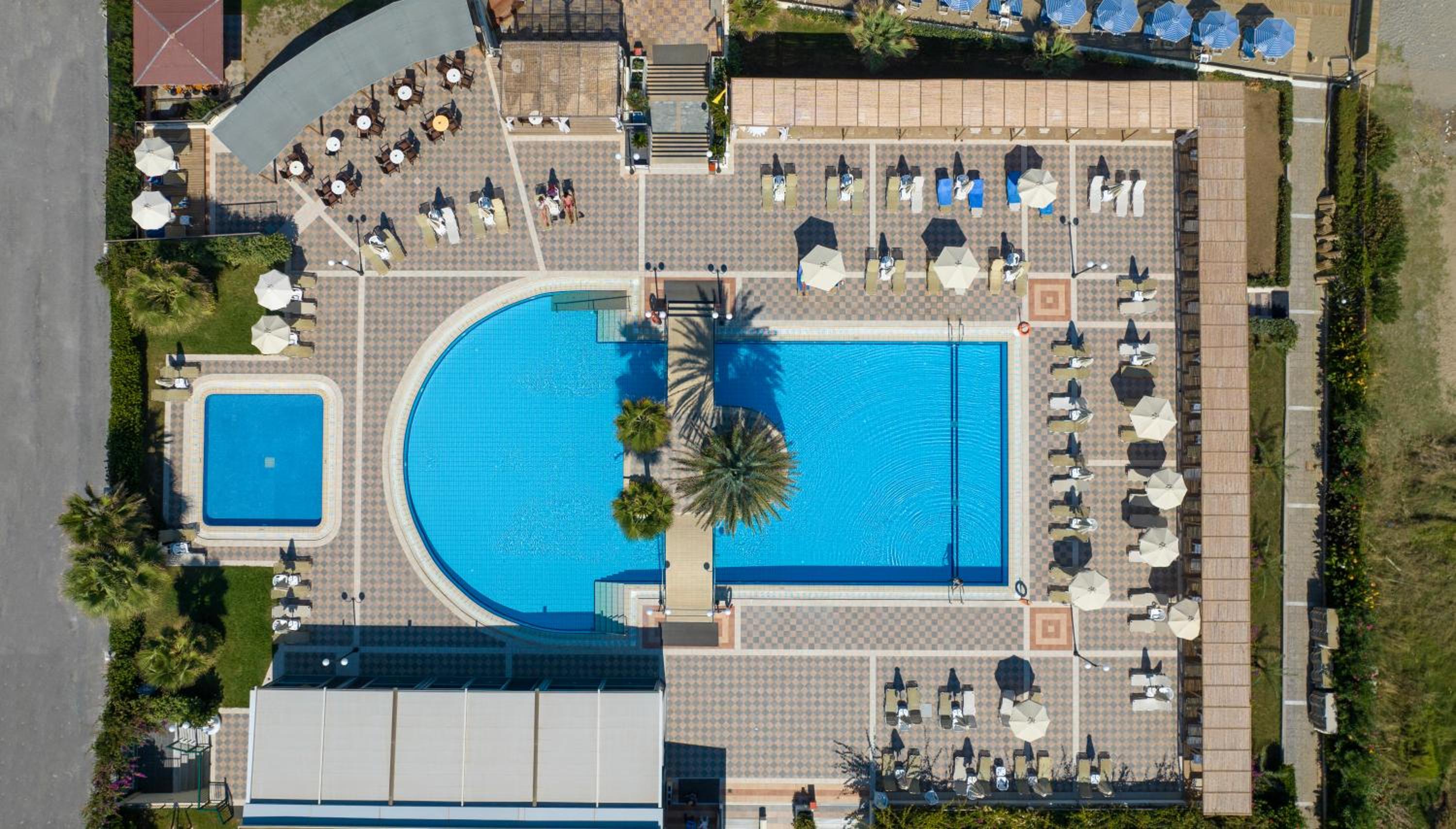 Hydramis Palace Beach Resort
