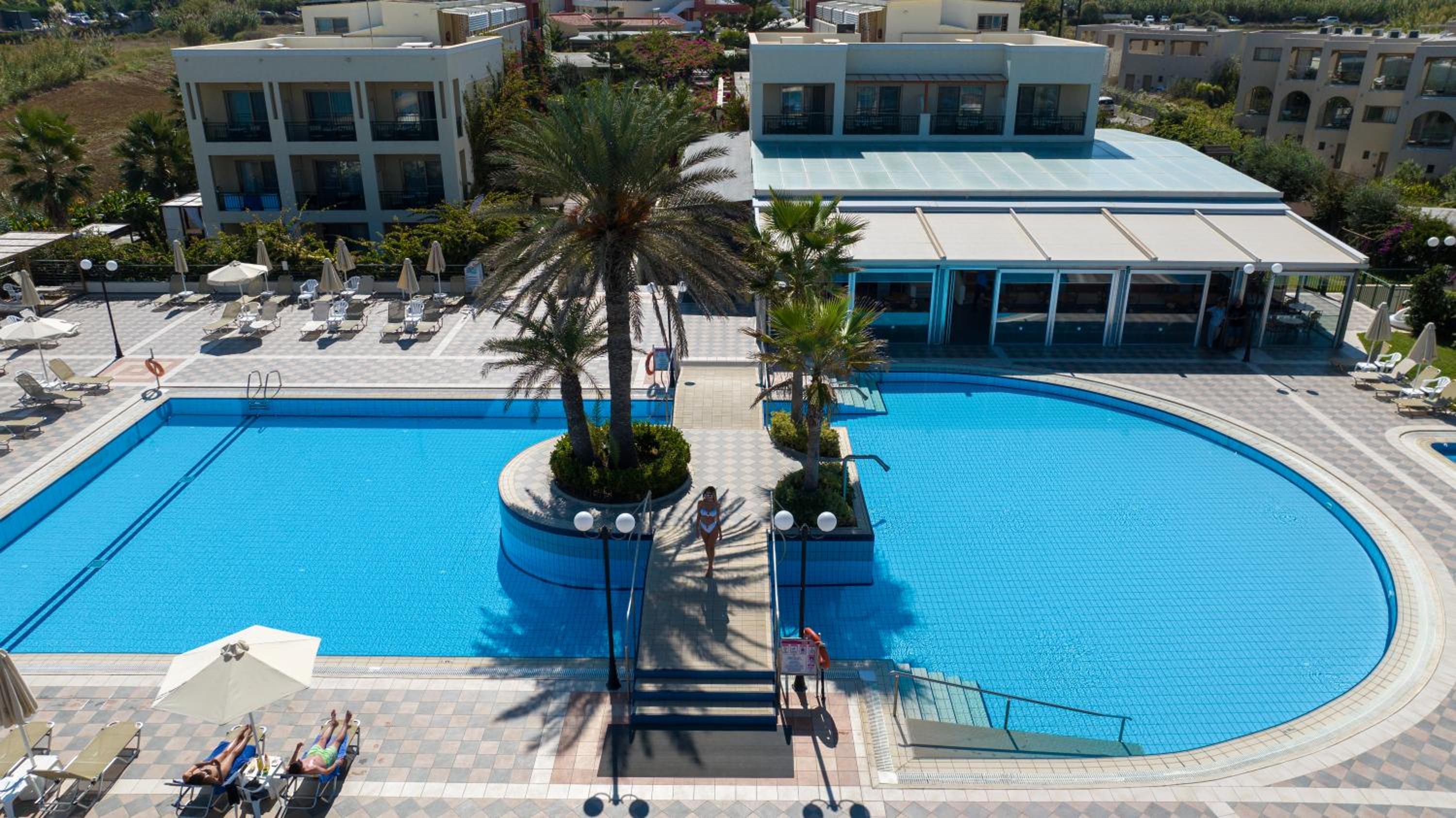 Hydramis Palace Beach Resort