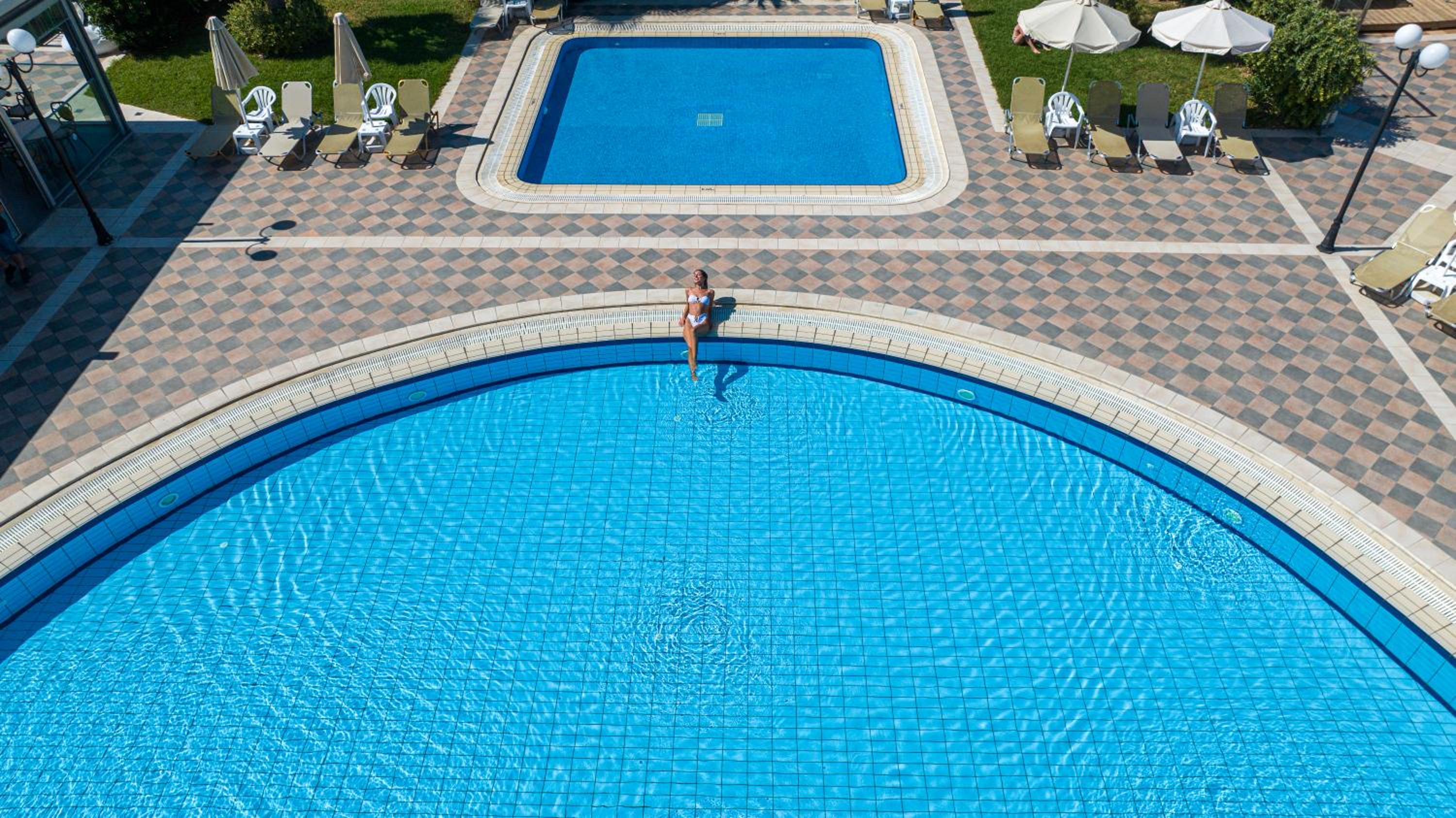 Hydramis Palace Beach Resort