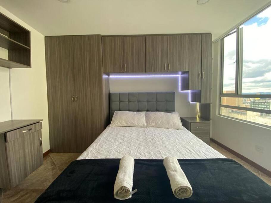 Varun Luxury Vistas Urbanas