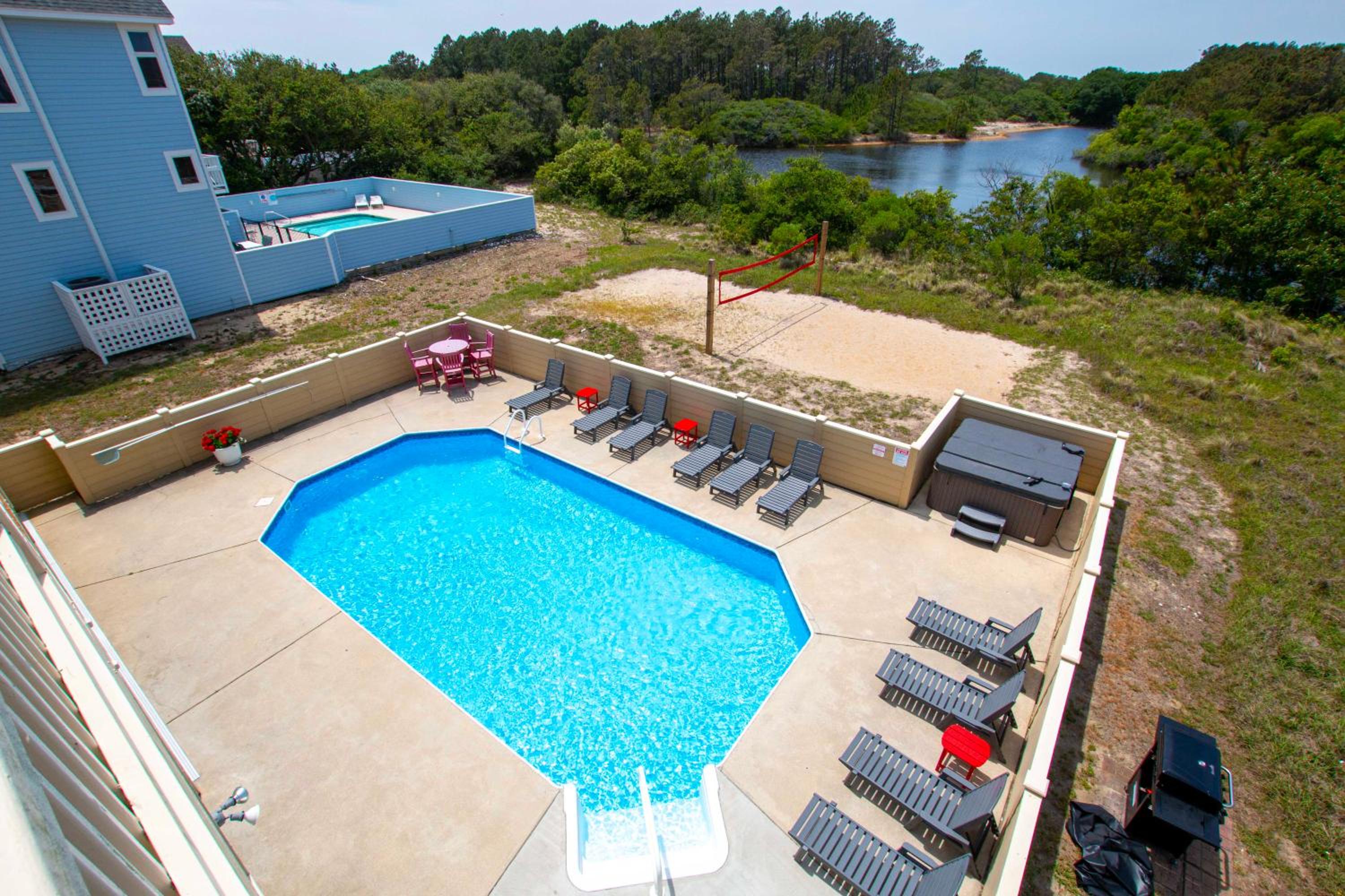 Oceanside, 8 BRs, Private Pool and Hot Tub, Pool Table, PI109, Sweet TEA view 2