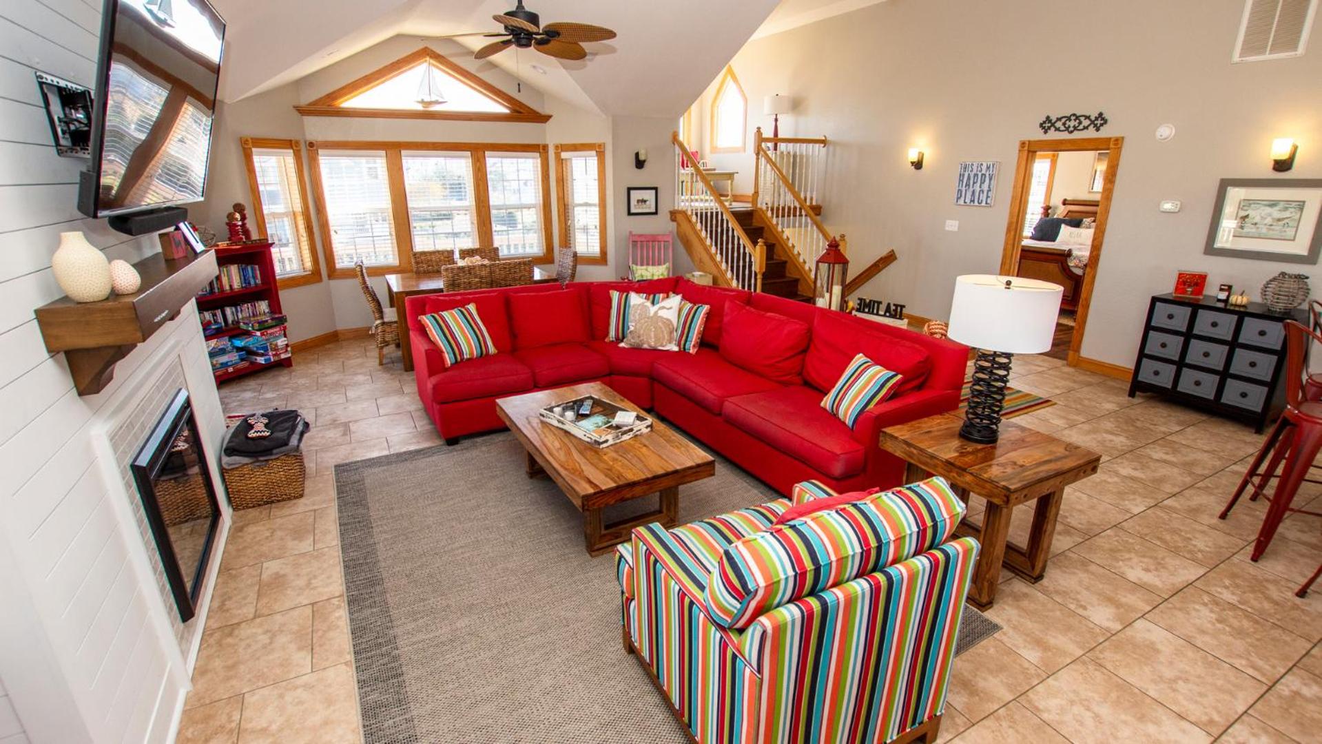 Oceanside, 8 BRs, Private Pool and Hot Tub, Pool Table, PI109, Sweet TEA view 5