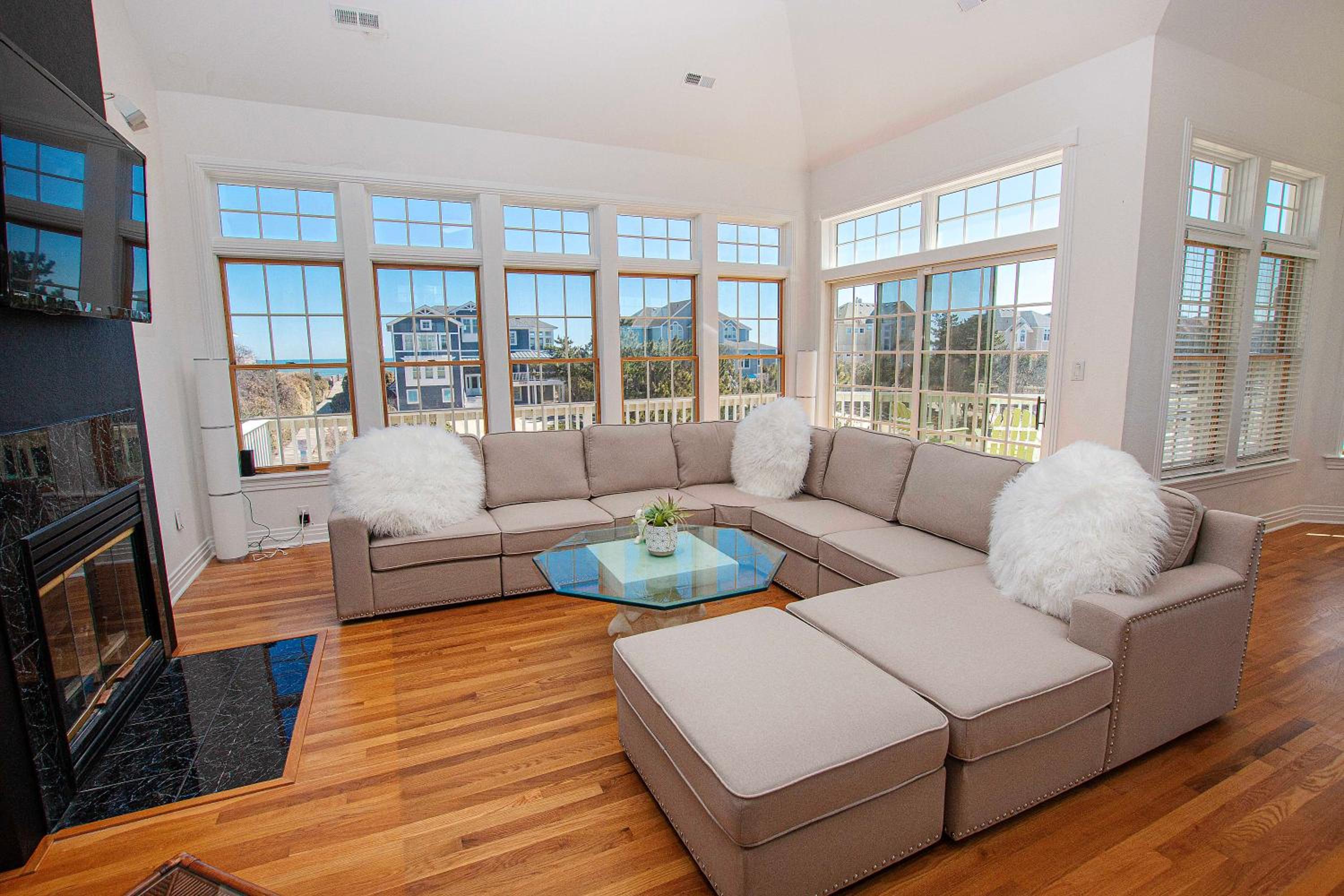 Semi-Oceanfront, Private Pool with big pool deck, Close to Beach, PI12, A Shore Thing view 5