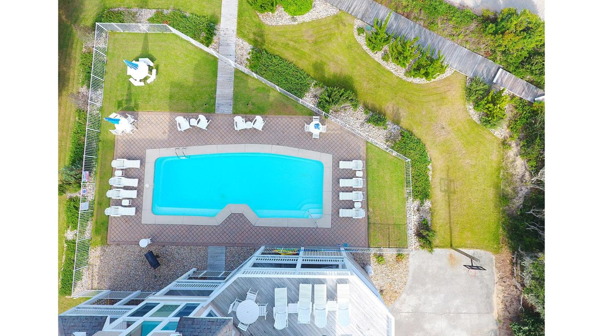 Semi-Oceanfront, Yard, Private Pool, Close to Beach, Rec Rm, PI185, Sugar N Spice view 4