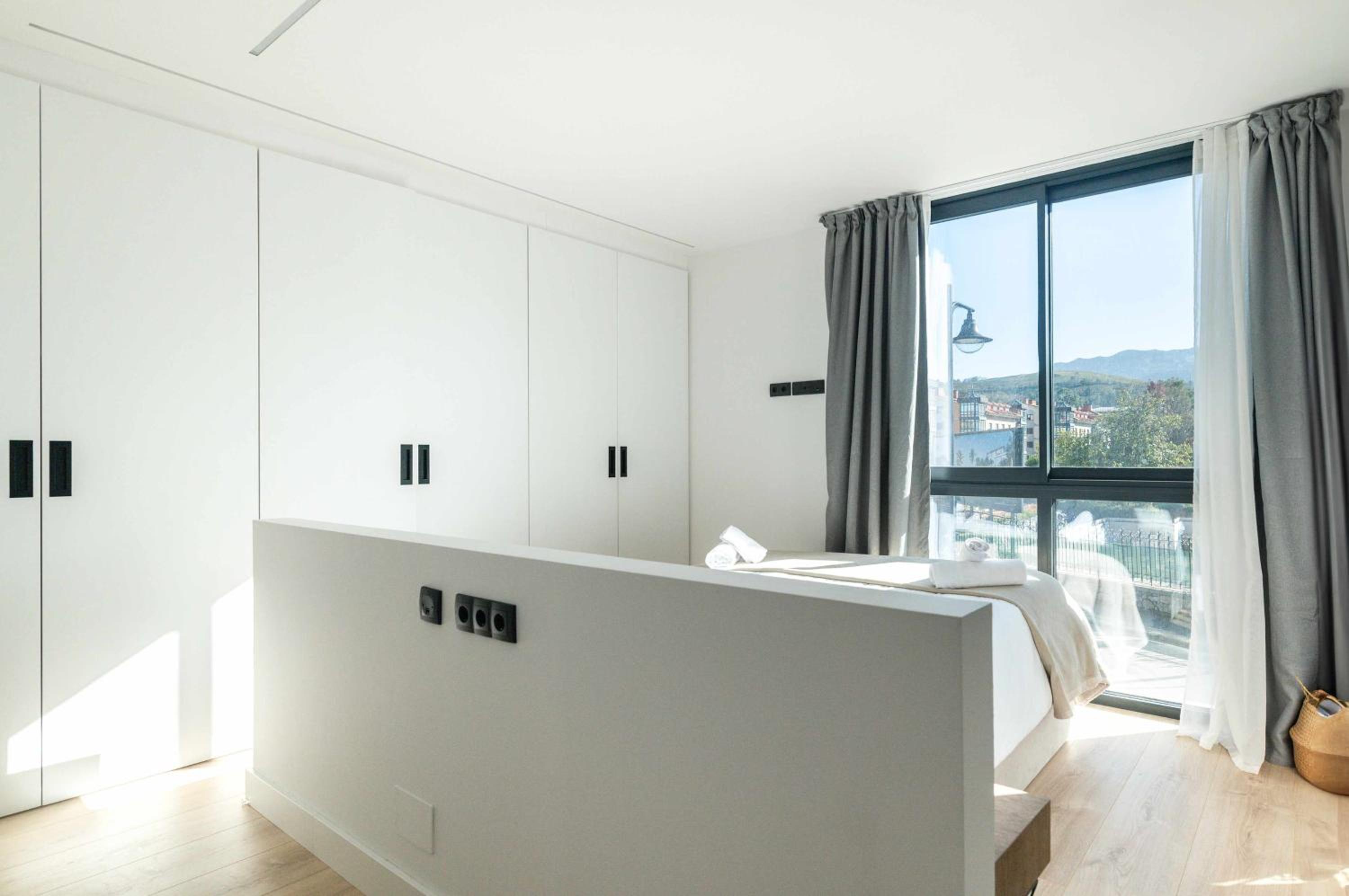 Apto Llanes Centro Terraza y Parking - Riverview