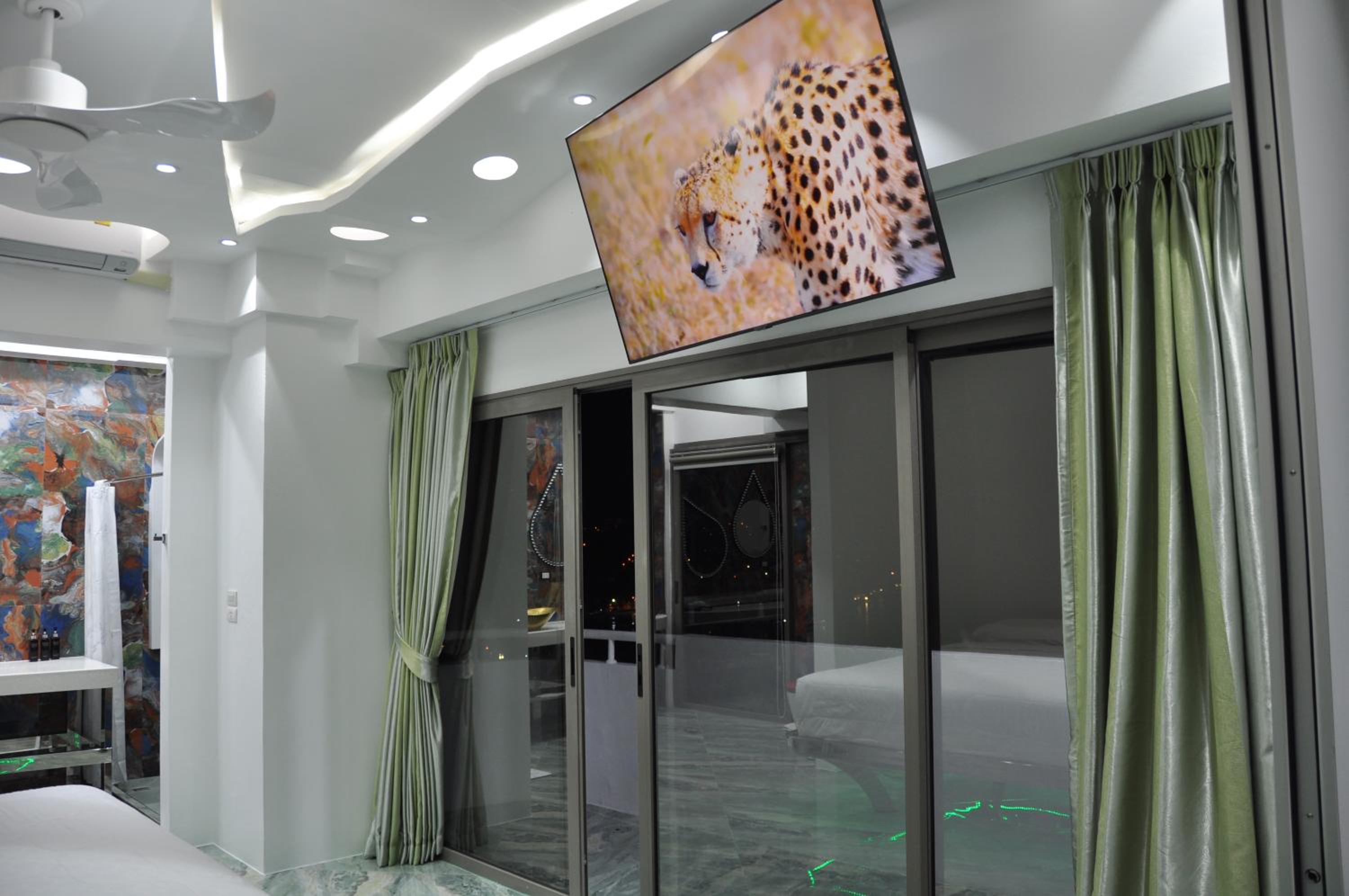 Photo 73
