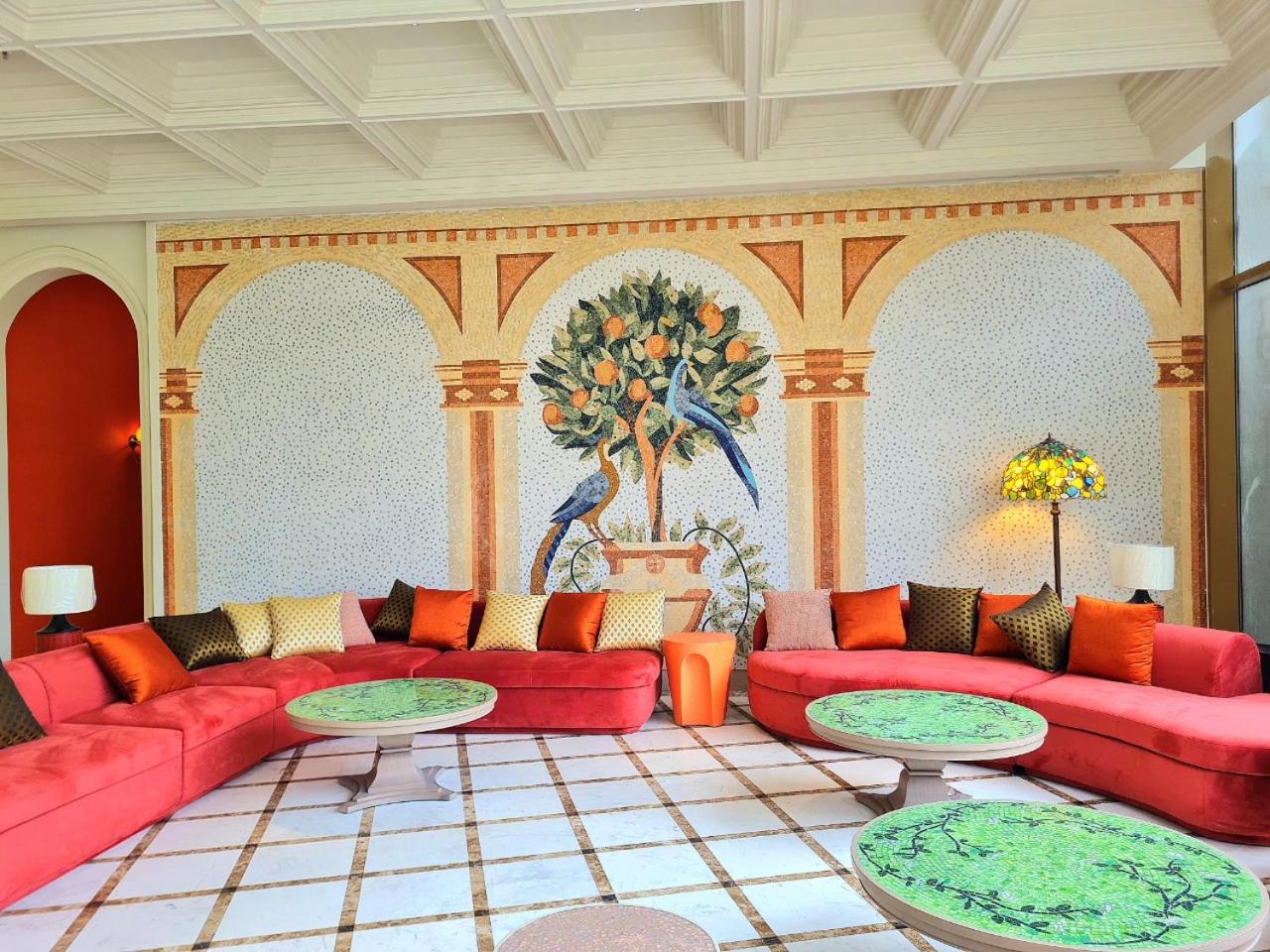 lounge