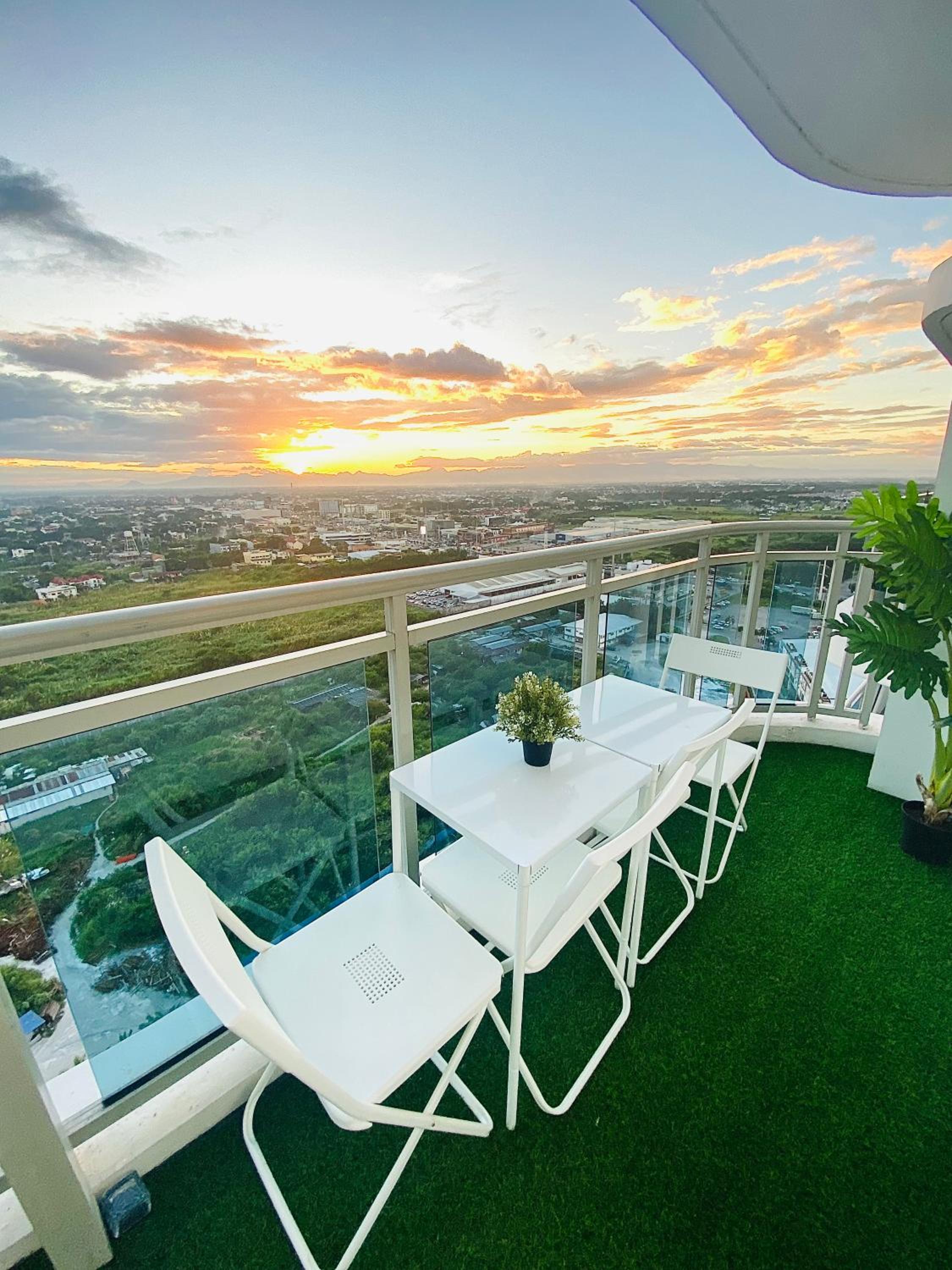 1 BEDROOM Serene Bali at Azure North by THE BALI CORNER AT AZURE NORTH, High Floor, Corner Unit, BIG Balcony with Full View of Beach Resort Amenities view 3