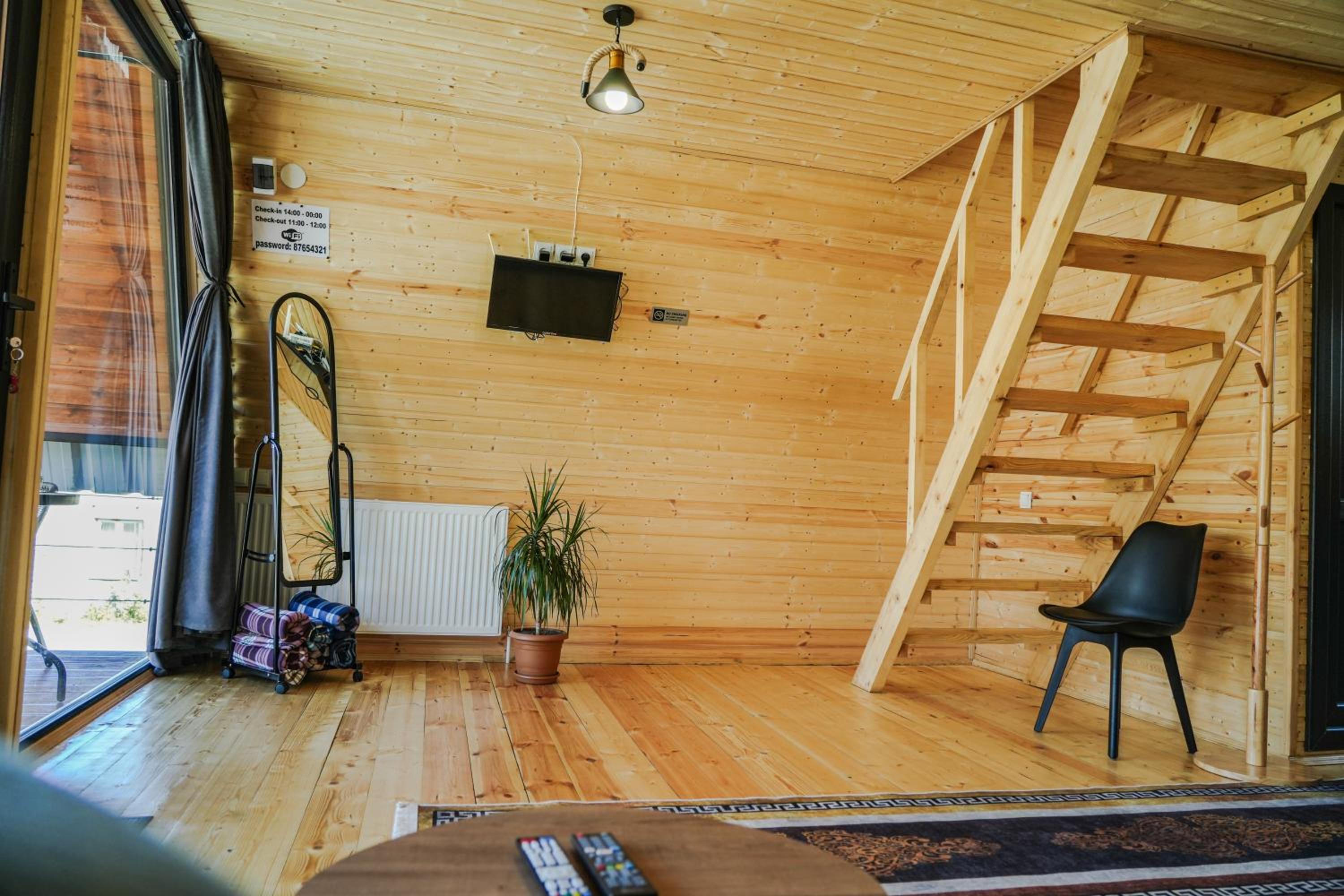 Photo 24