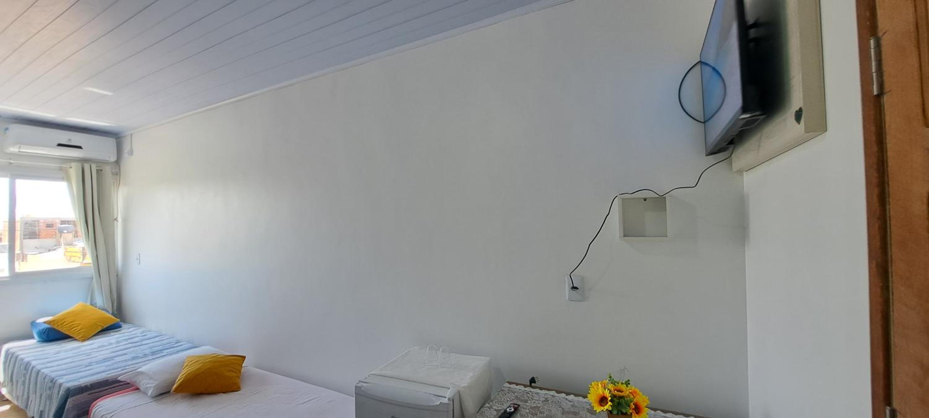 Camelo locação de Suítes Individuais Pousada com Cozinha e Sala Compartilhada
