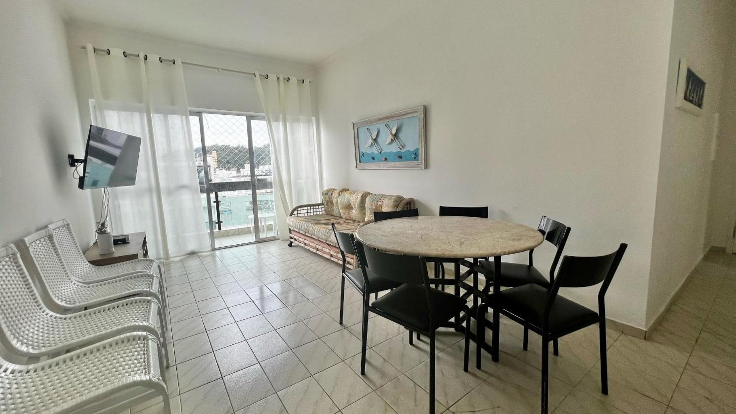 Pé na Areia: 3 Dorms com Vista Deslumbrante
