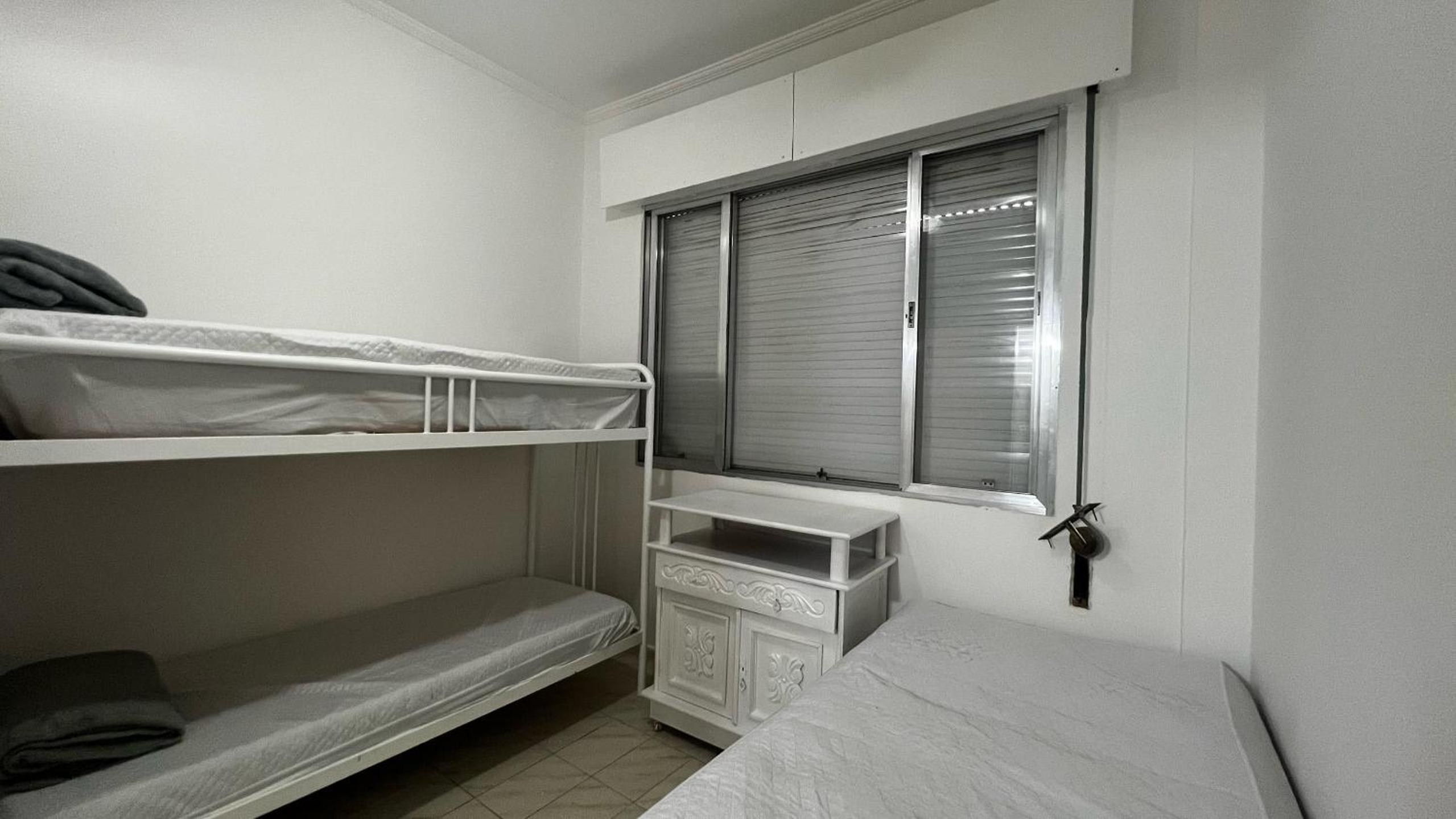 Pé na Areia: 3 Dorms com Vista Deslumbrante