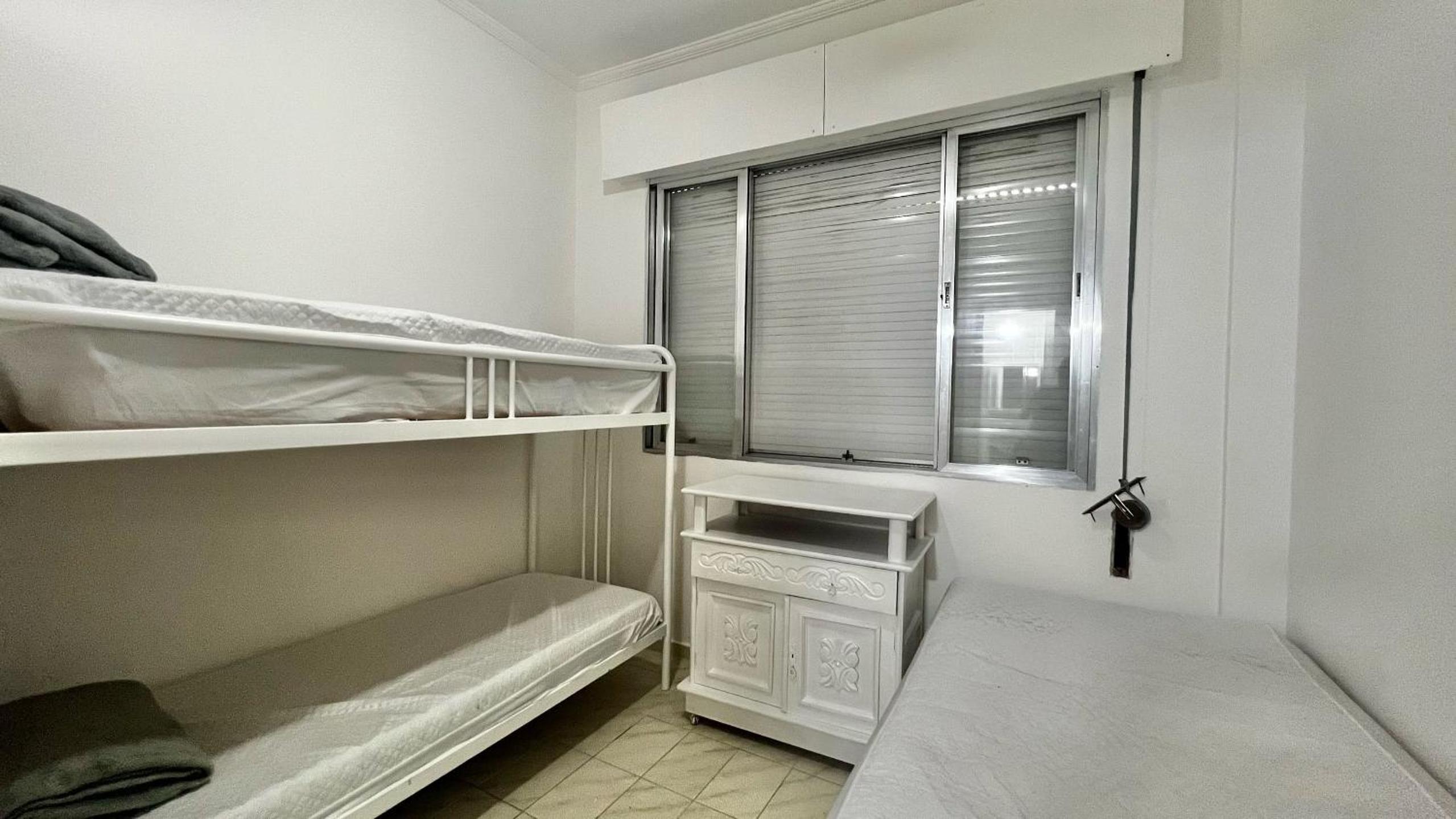 Pé na Areia: 3 Dorms com Vista Deslumbrante