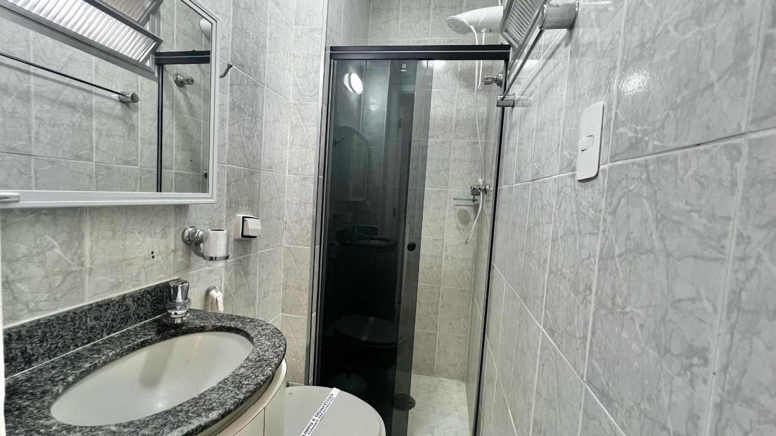 Pé na Areia: 3 Dorms com Vista Deslumbrante