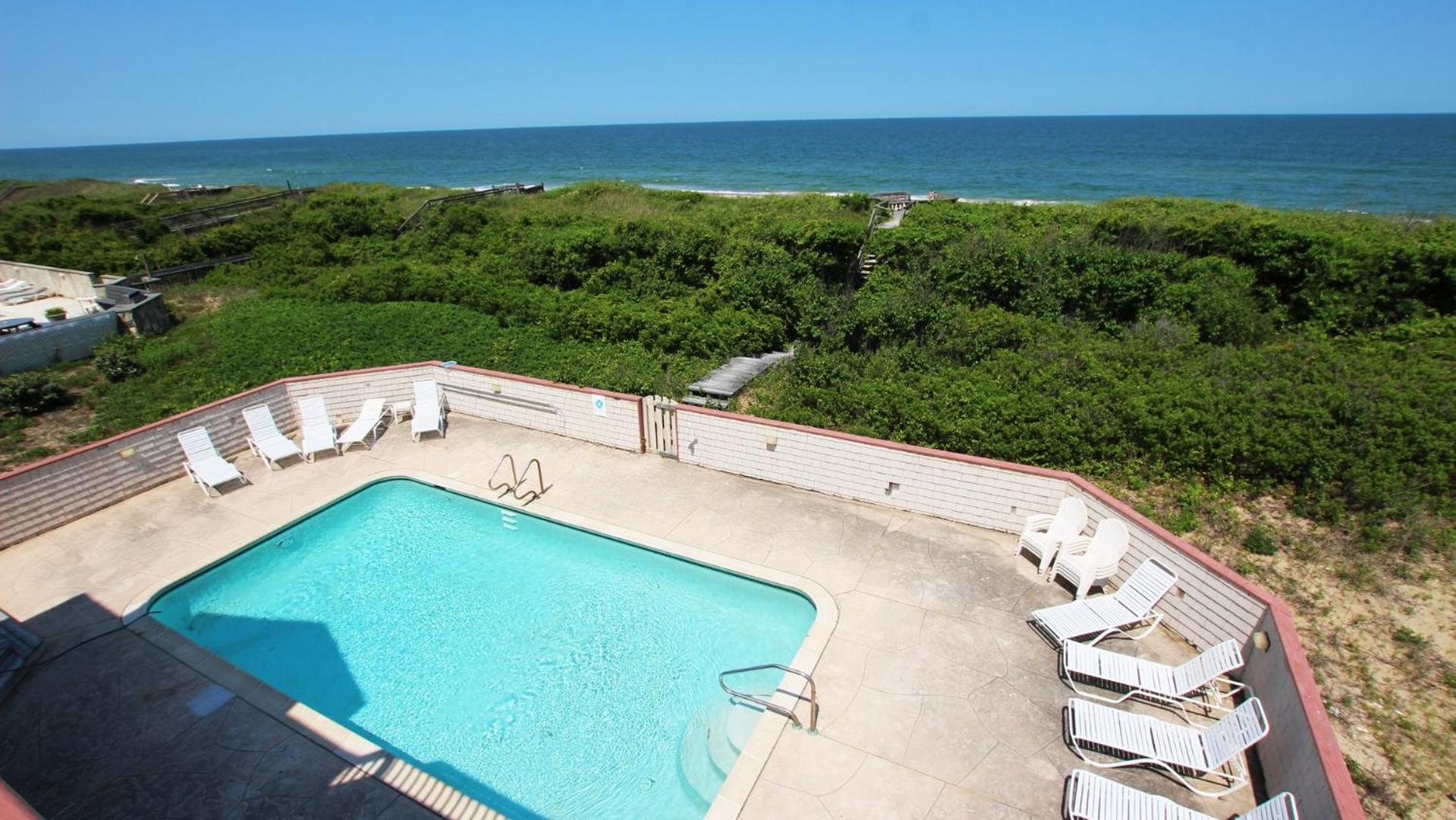 PI26, Atlantis- Oceanfront, 7 BRs, Ocean Views, Pool table, Pool, Private Beach Access