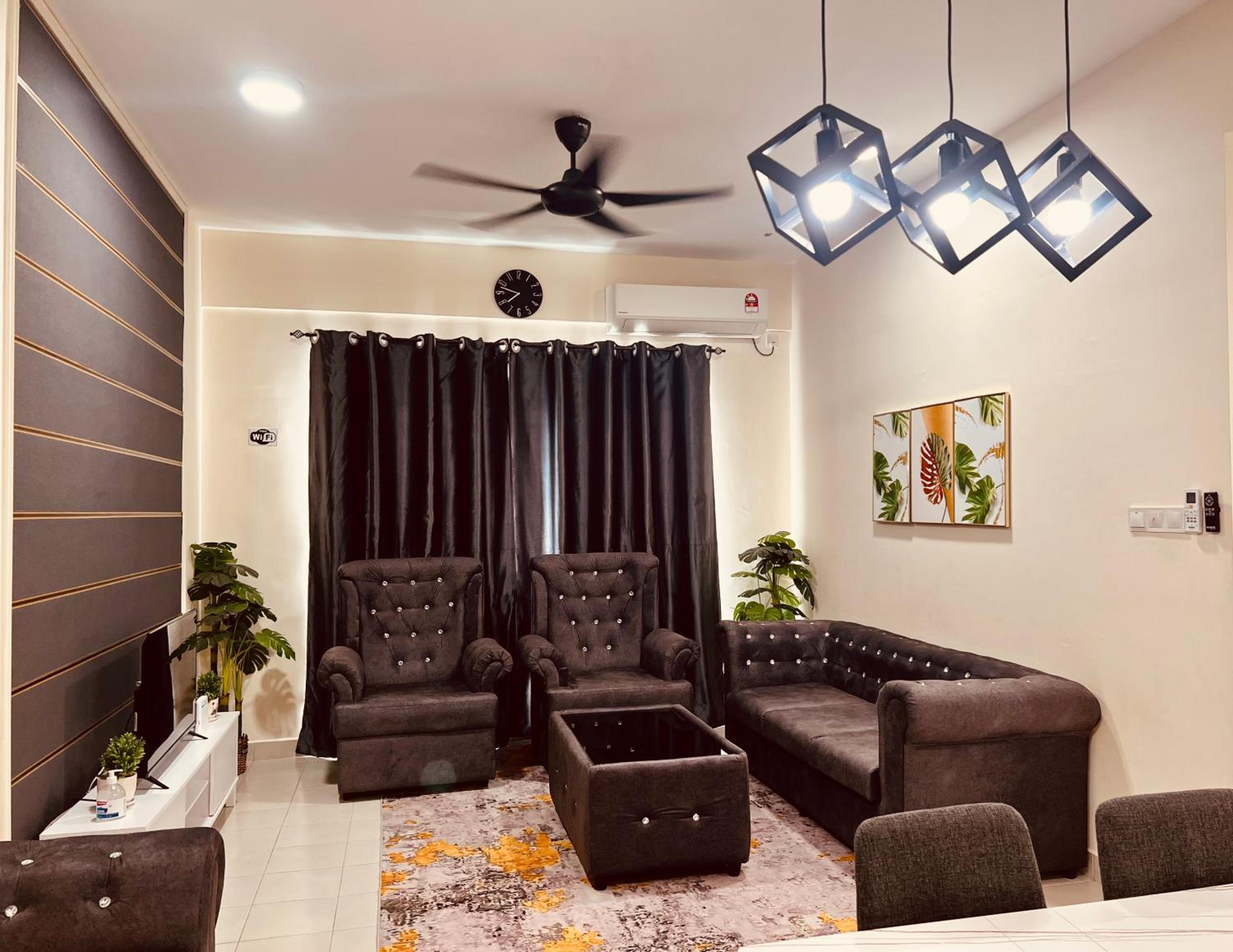 HOMESTAY MELUR