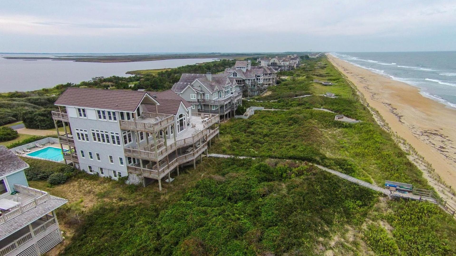 OCEANFRONT, Ocean Views, Priv Pool, Rec Room, 8 BRS, PM2, Old Glory view 2