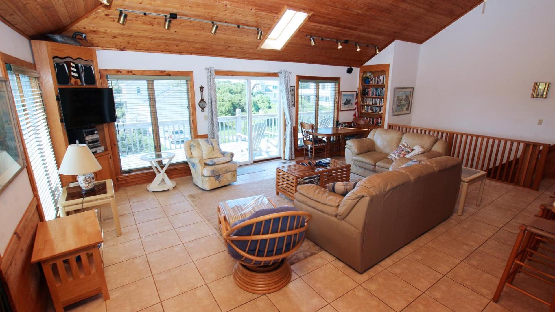PV3, Jubilate- Oceanside, 5 BRs, Hot Tub, Close to Beach, Rec Rm view 4