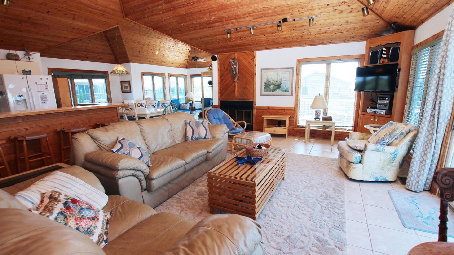 PV3, Jubilate- Oceanside, 5 BRs, Hot Tub, Close to Beach, Rec Rm view 5