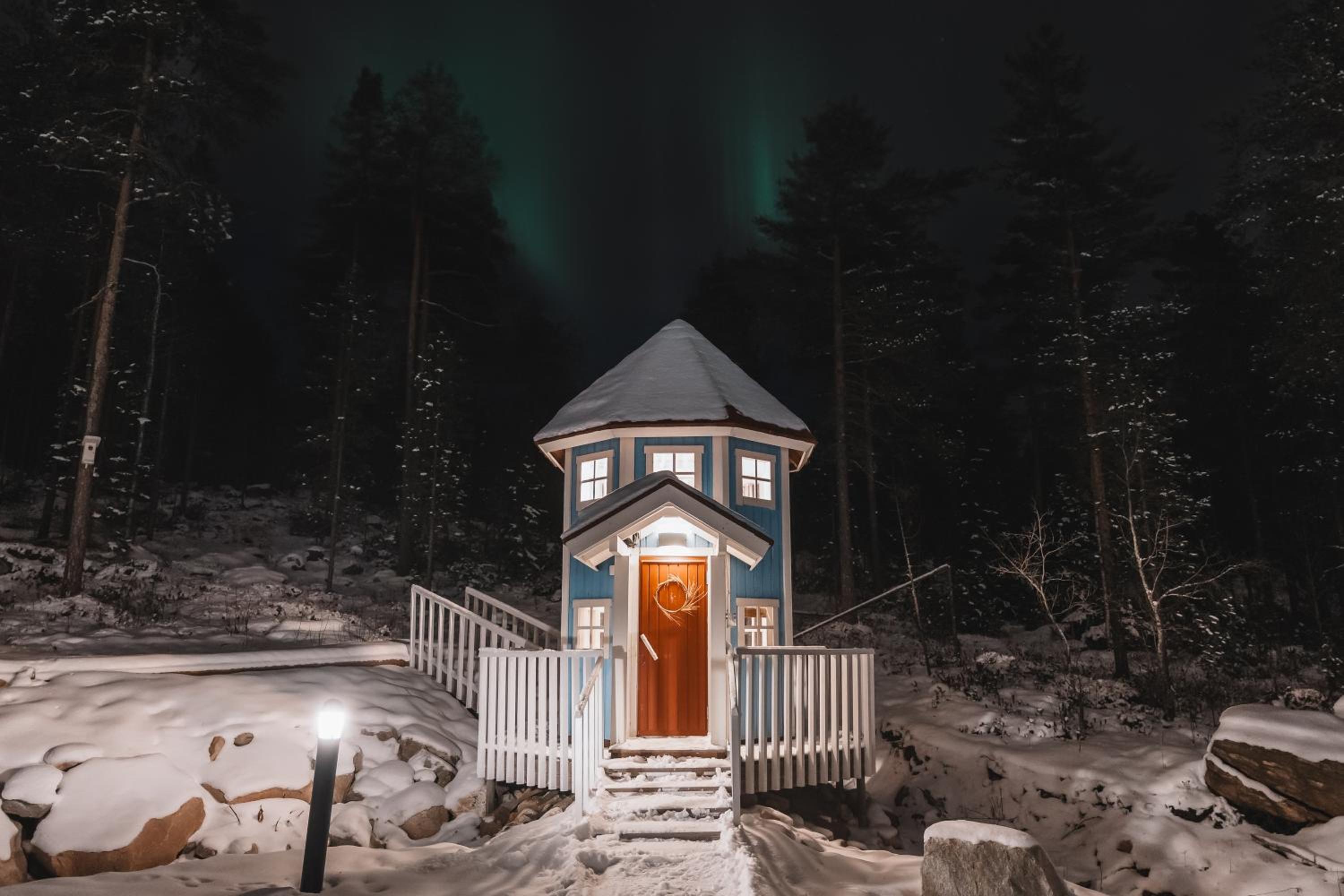 Arctic Juniper City Villa