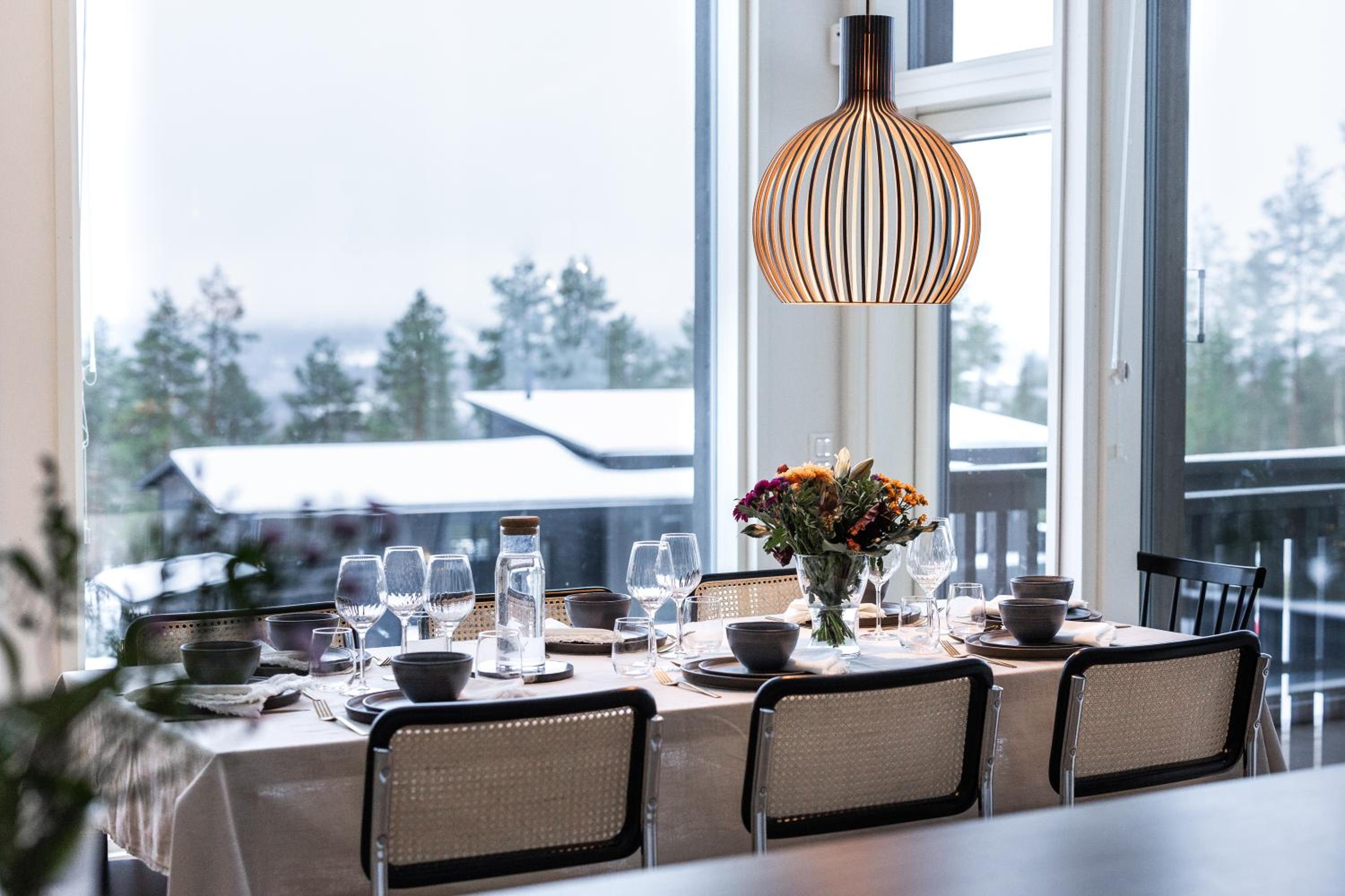 Arctic Juniper City Villa
