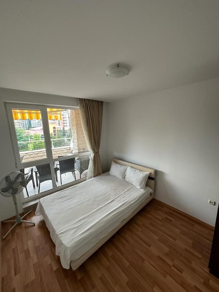 Central, 3 Bedroom Apartment at Golden Fort Complex
