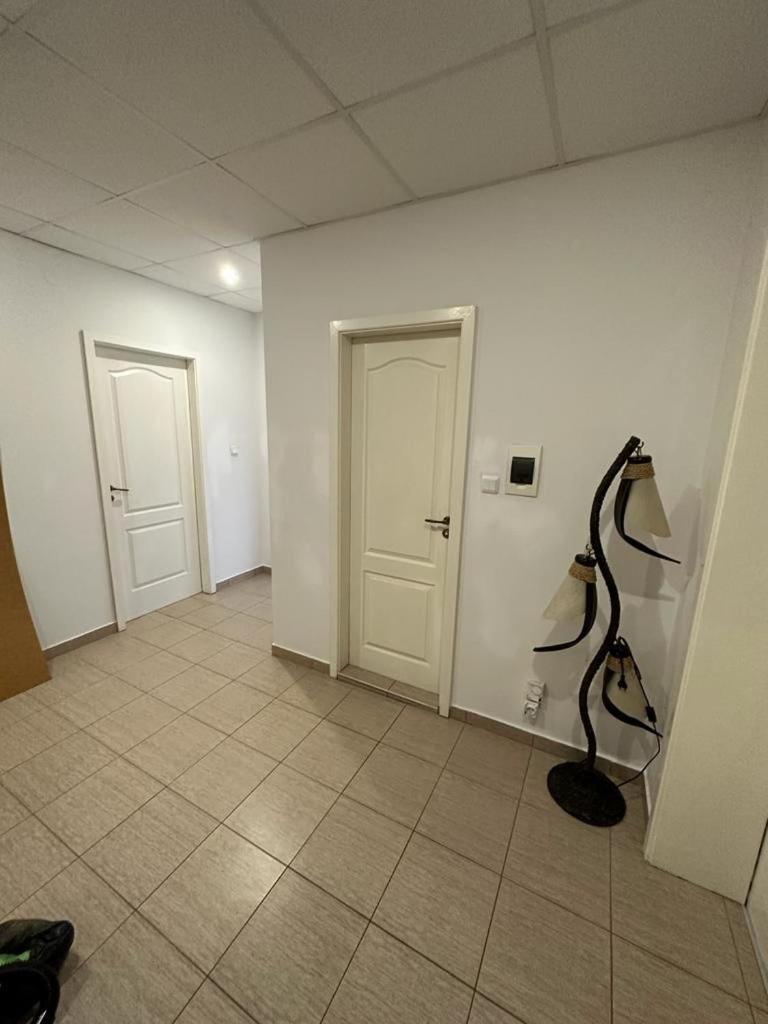 Central, 3 Bedroom Apartment at Golden Fort Complex