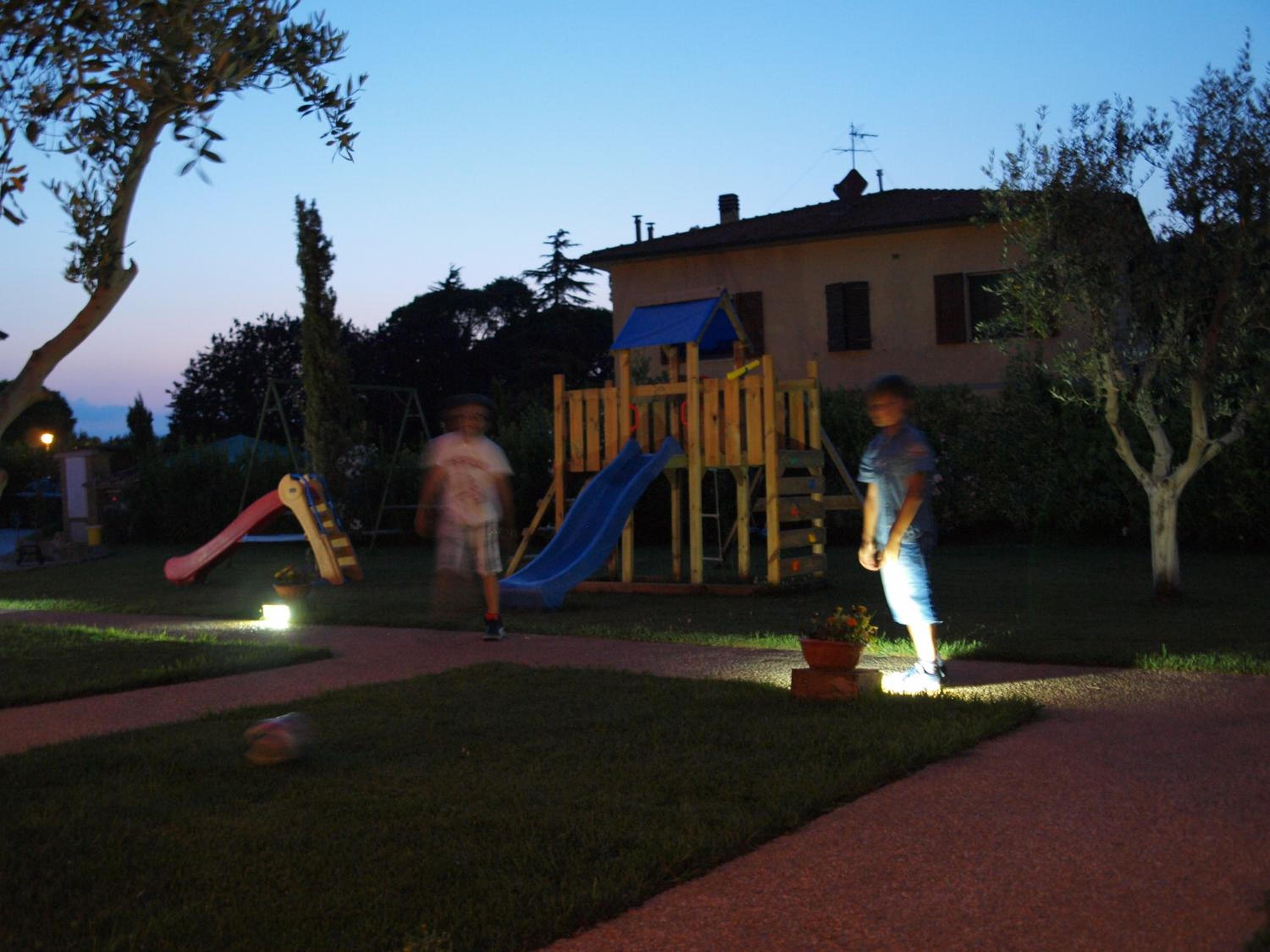 Photo 56