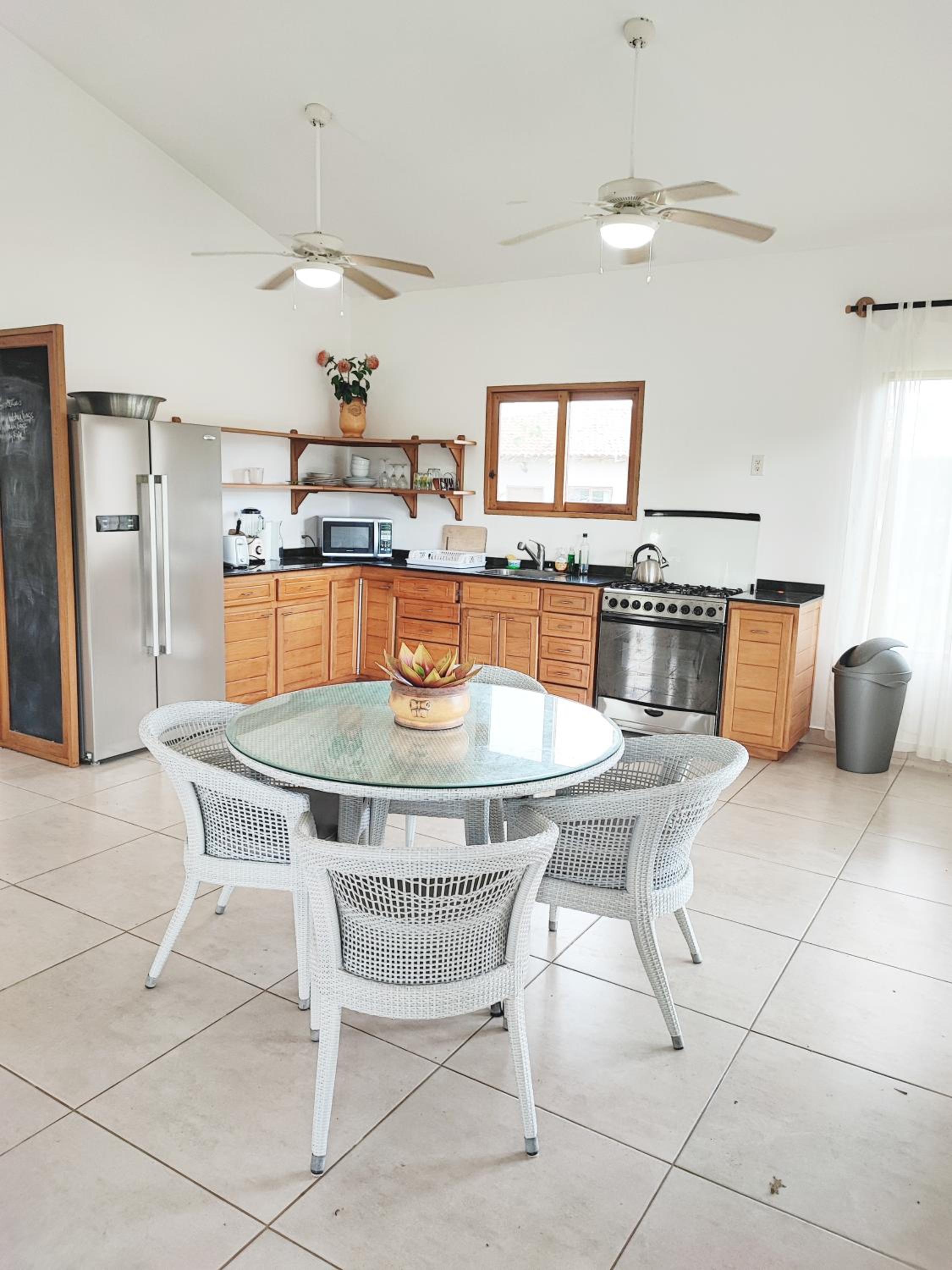 CASA PIÑA, Beautiful 2 Bedroom Home, Pedasi
