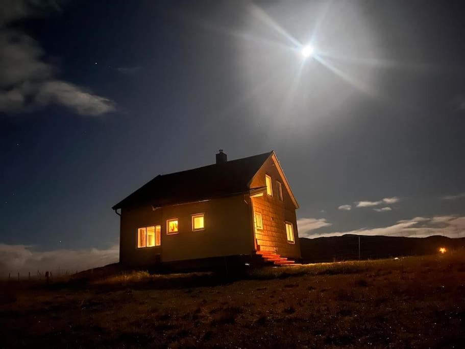 Serviced Farmhouse - Kvaløyvågen Gård