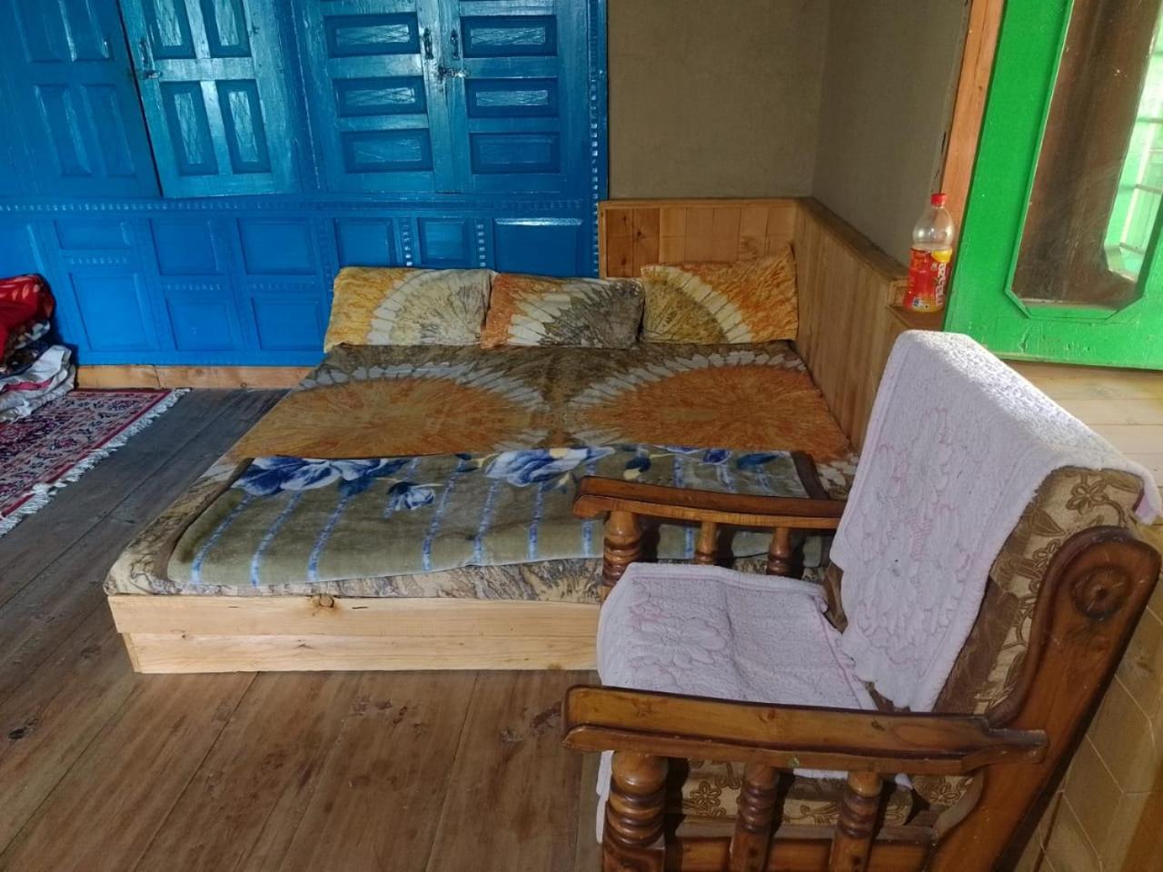 Himalayan Nest Sharan