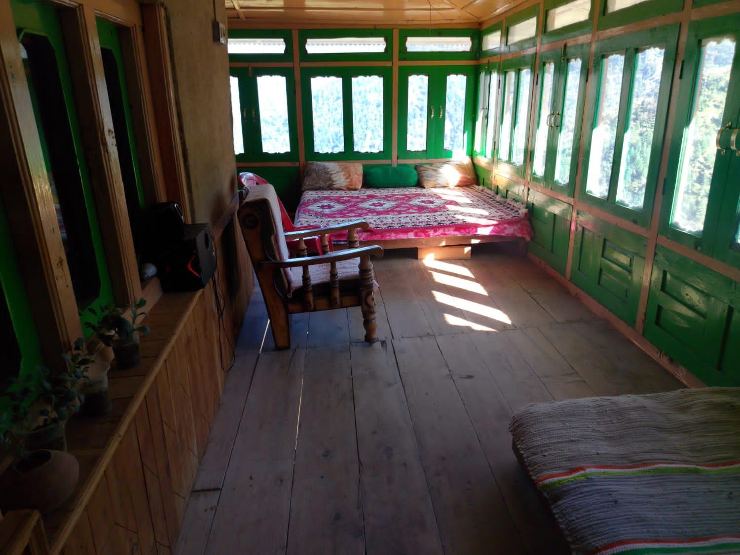 Himalayan Nest Sharan