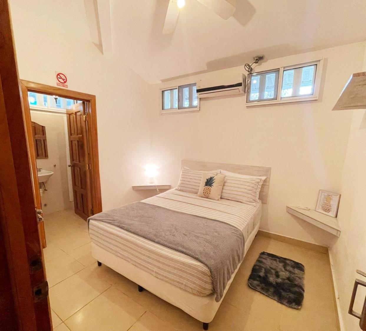 Pineapple House view 4