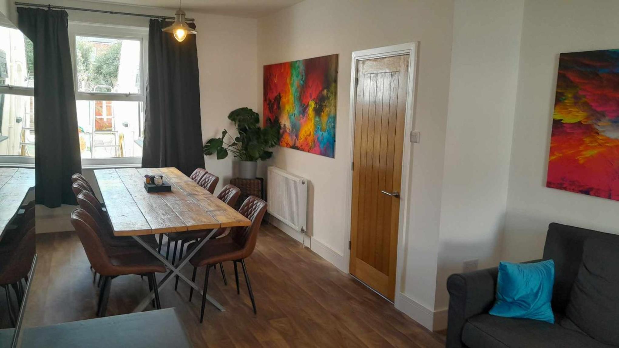 The Newstead - 3 Bedroom Holiday Home view 3